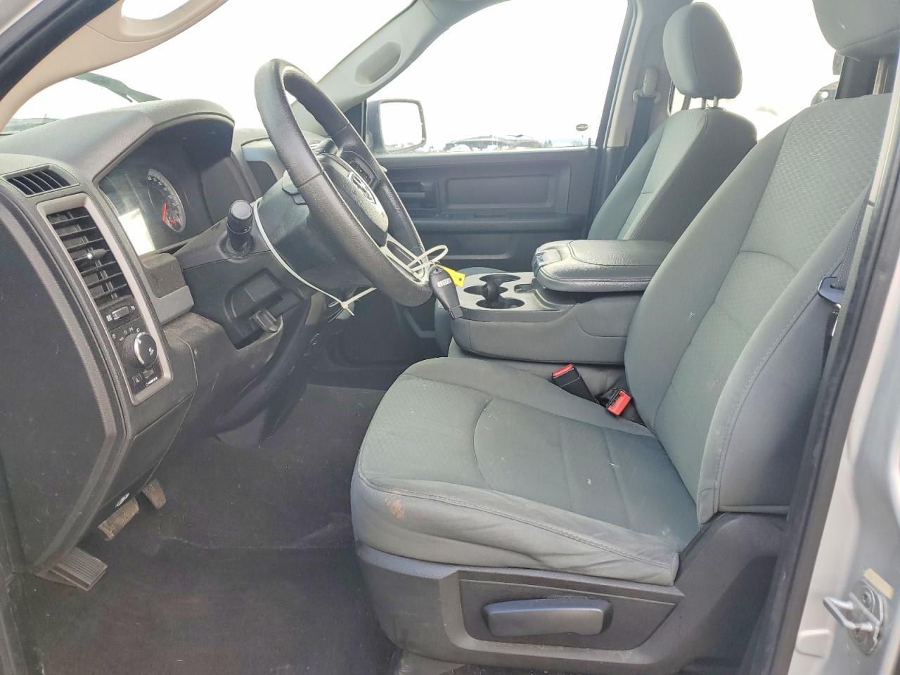 2013 Ram 1500 St Серебряный vin: 1C6RR7FT2DS709909