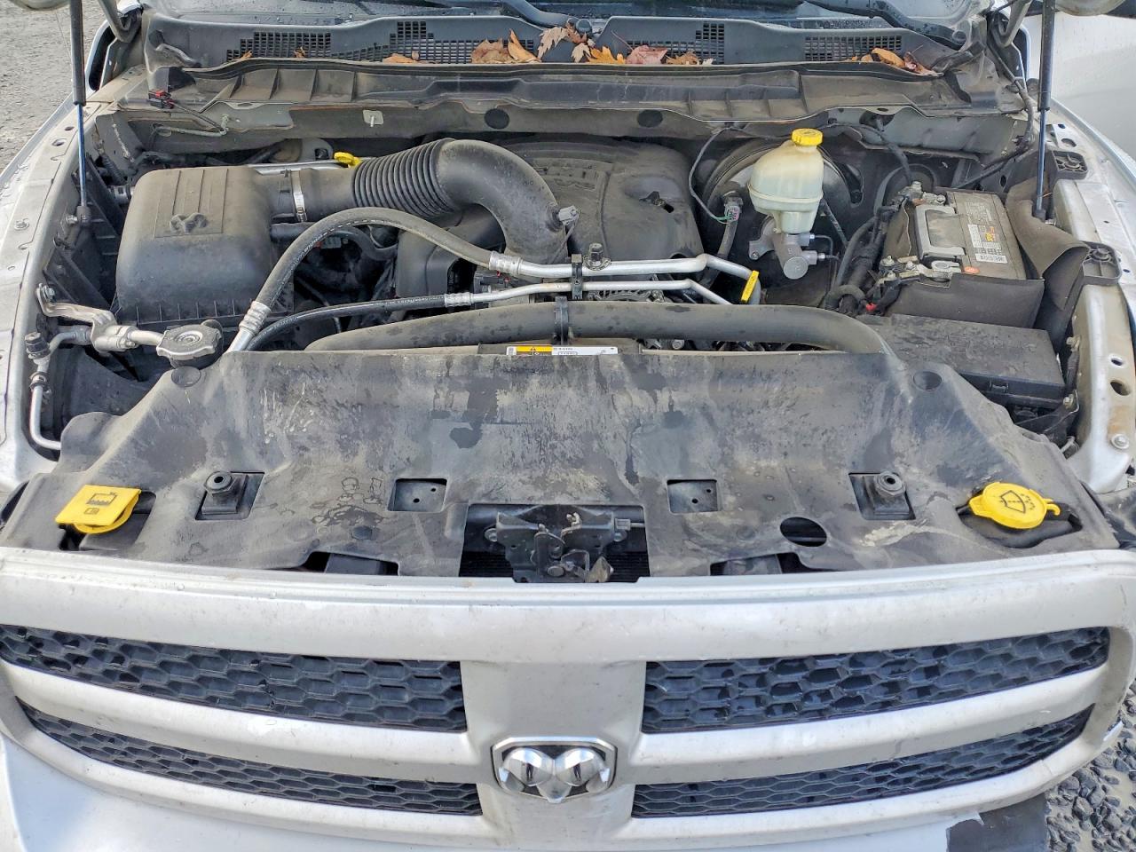 2013 Ram 1500 St Серебряный vin: 1C6RR7FT2DS709909