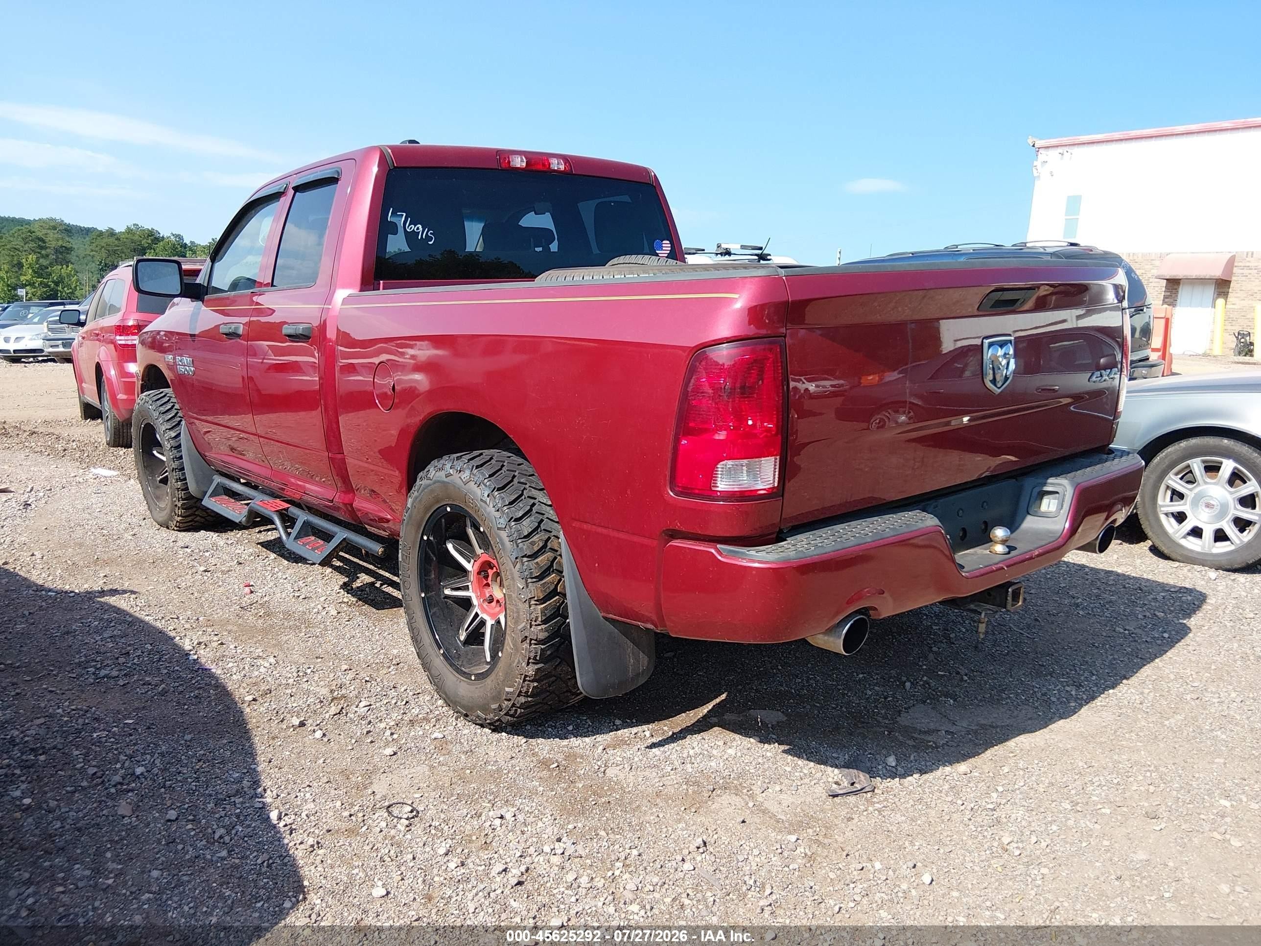 2014 Ram 1500 Express Burgundy vin: 1C6RR7FT2ES176915