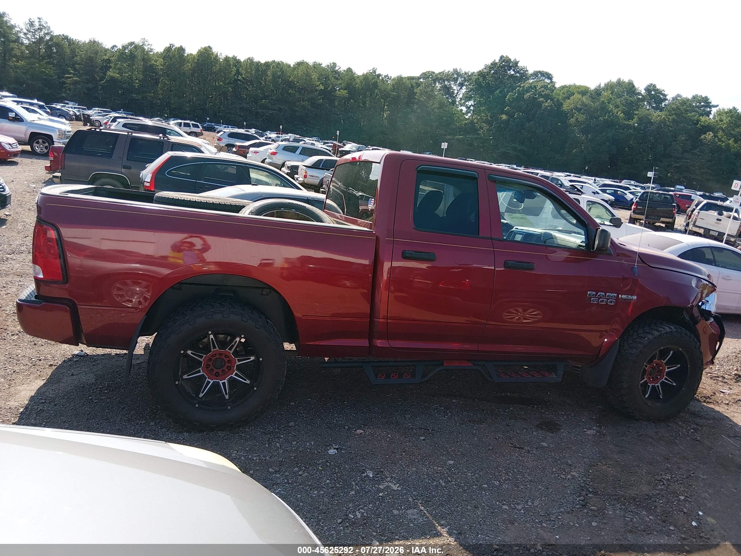 2014 Ram 1500 Express Burgundy vin: 1C6RR7FT2ES176915