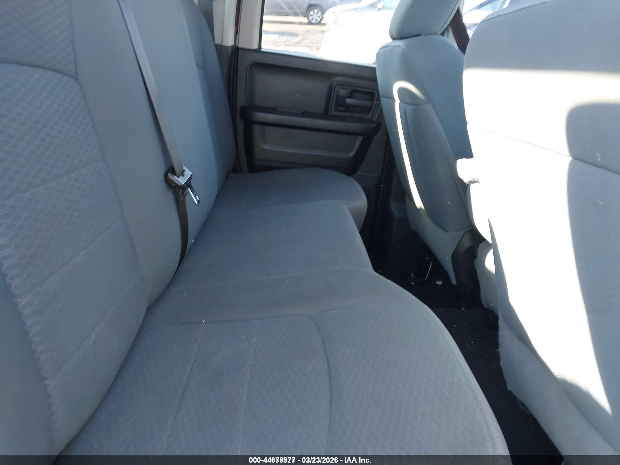 2014 Ram 1500 Express Красный vin: 1C6RR7FT2ES209637