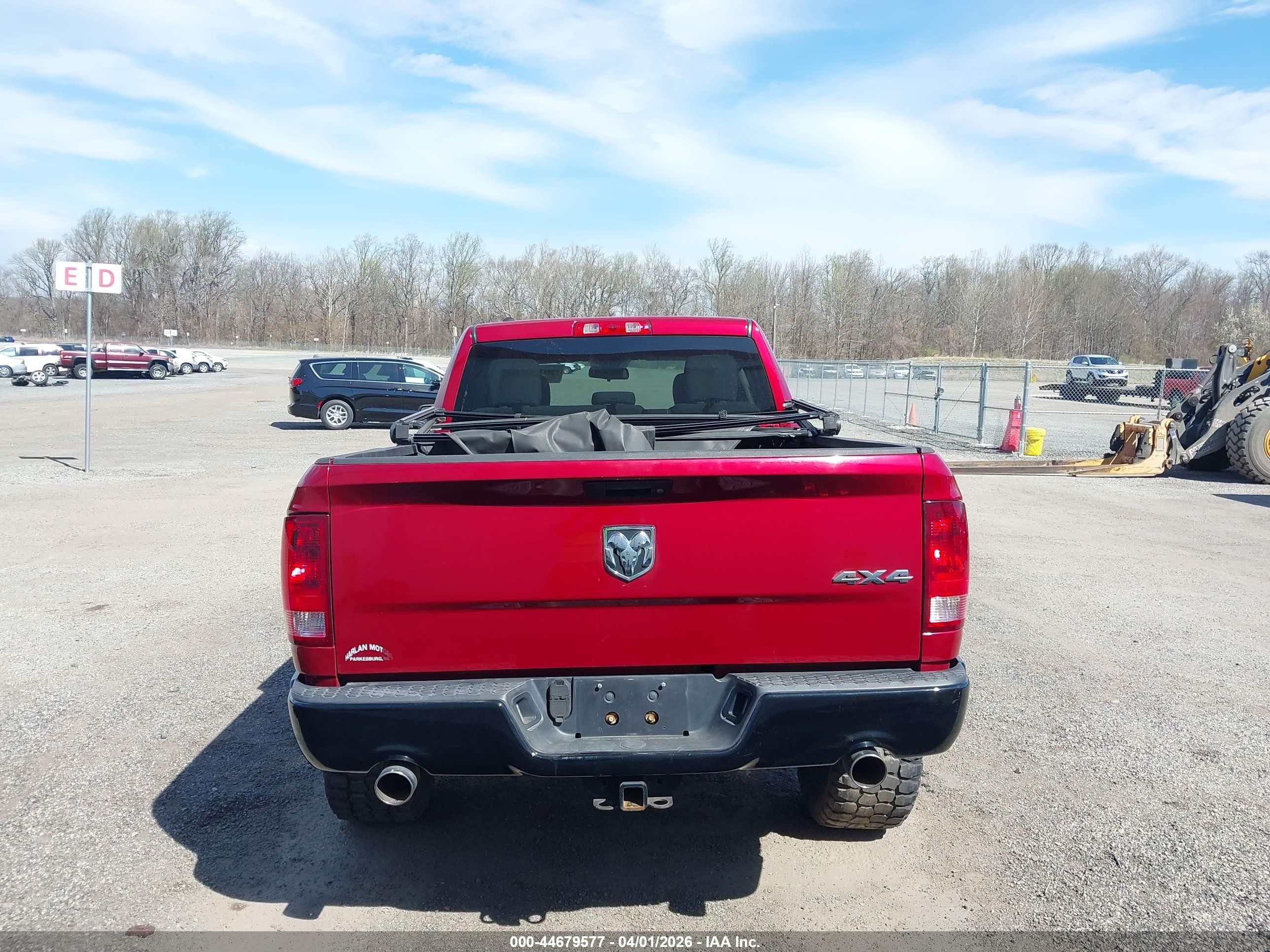 2014 Ram 1500 Express Красный vin: 1C6RR7FT2ES209637