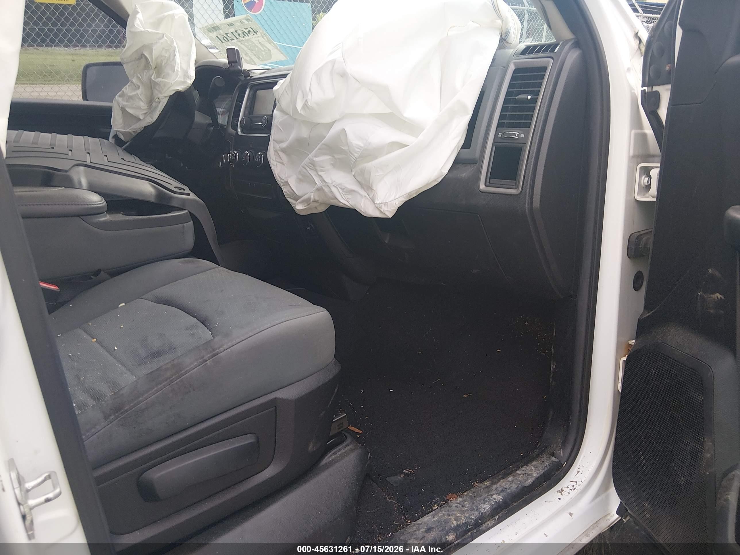 2014 Ram 1500 Tradesman White vin: 1C6RR7FT2ES219312