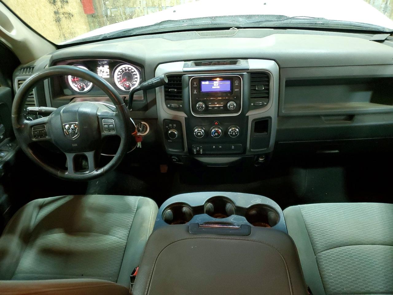 2014 Ram 1500 St White vin: 1C6RR7FT2ES424788