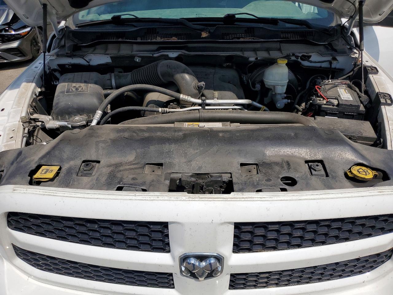 2014 Ram 1500 St Белый vin: 1C6RR7FT2ES465972