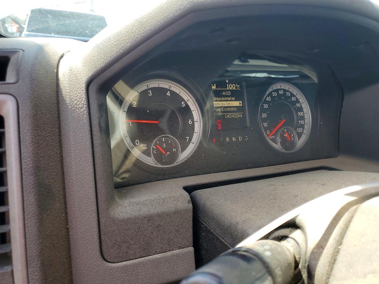 2014 Ram 1500 St Белый vin: 1C6RR7FT2ES465972