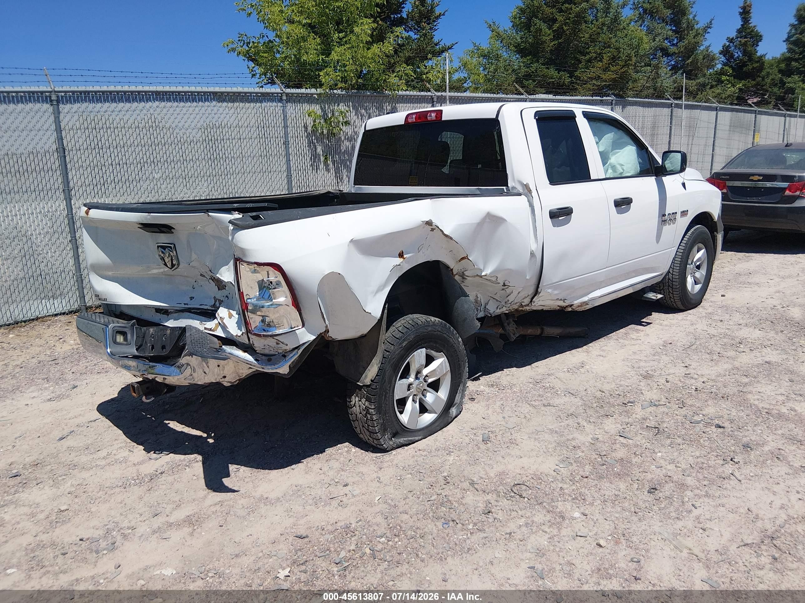 2015 Ram 1500 Tradesman White vin: 1C6RR7FT2FS655451