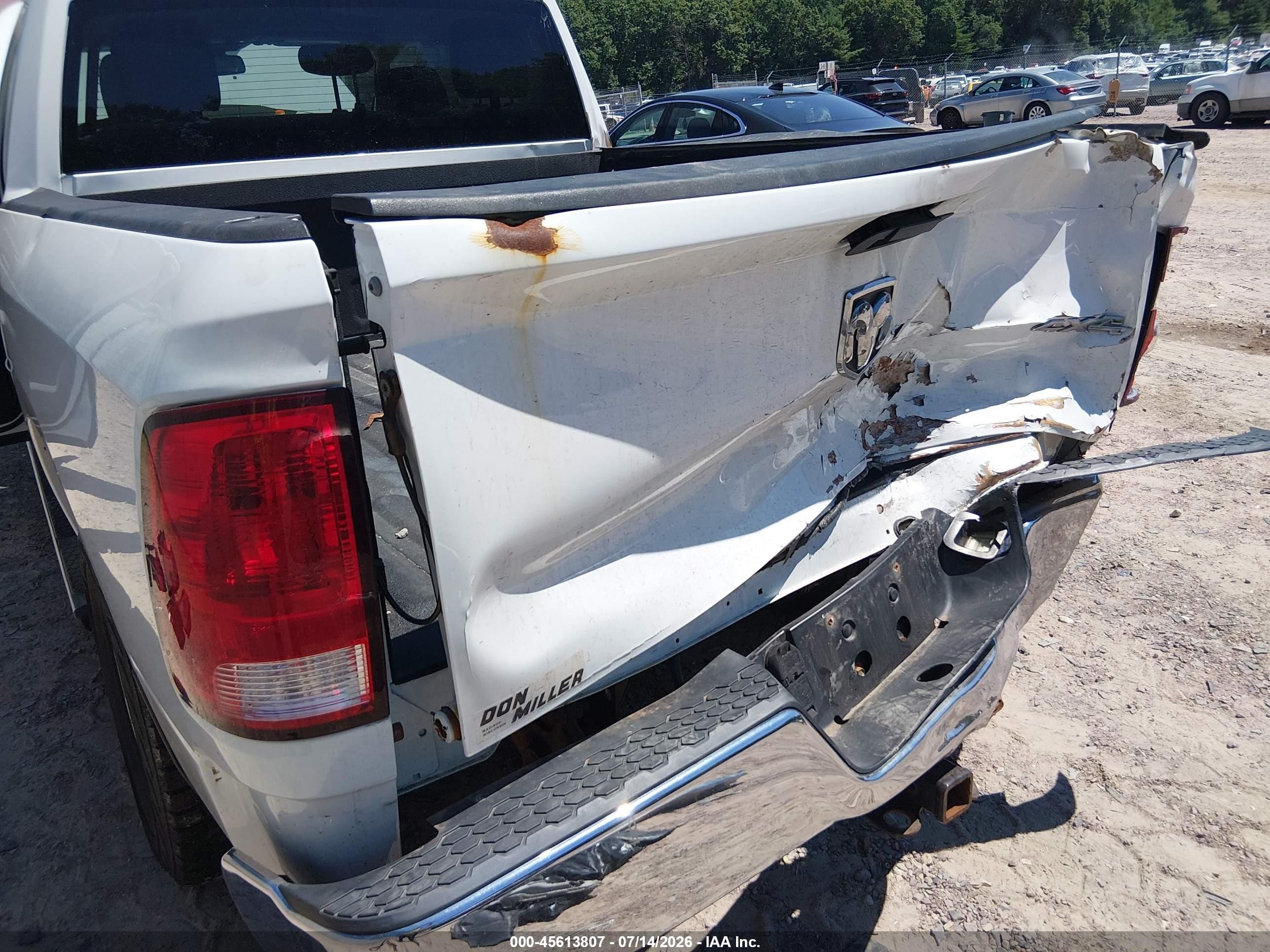 2015 Ram 1500 Tradesman White vin: 1C6RR7FT2FS655451