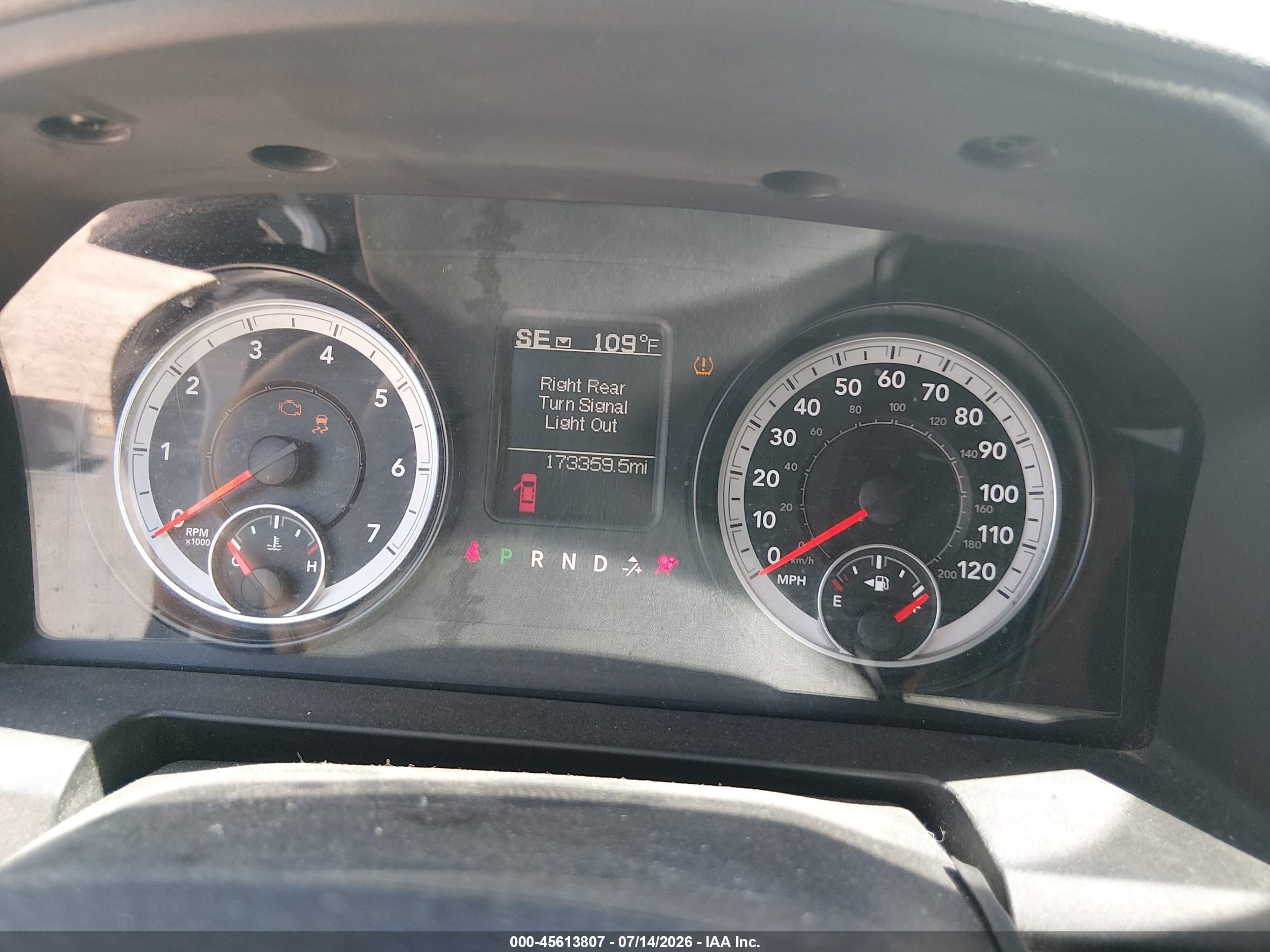 2015 Ram 1500 Tradesman White vin: 1C6RR7FT2FS655451