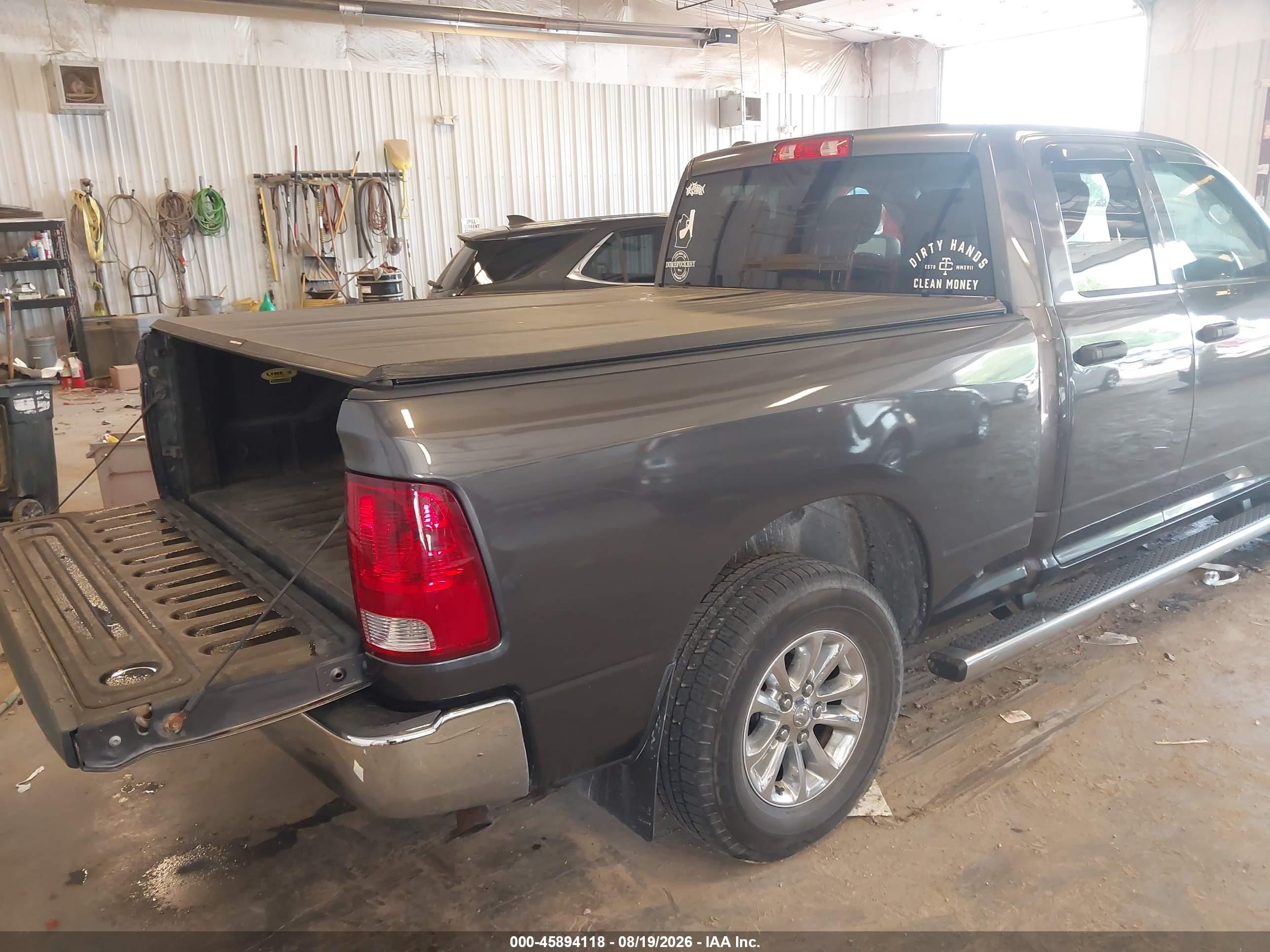 2015 Ram 1500 St Gray vin: 1C6RR7FT2FS693326
