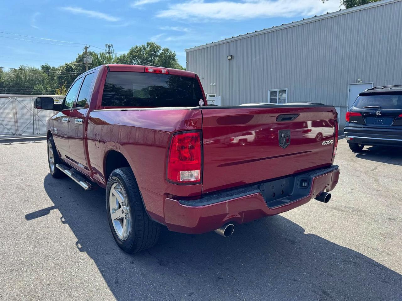 2013 Ram 1500 St Red vin: 1C6RR7FT3DS725536