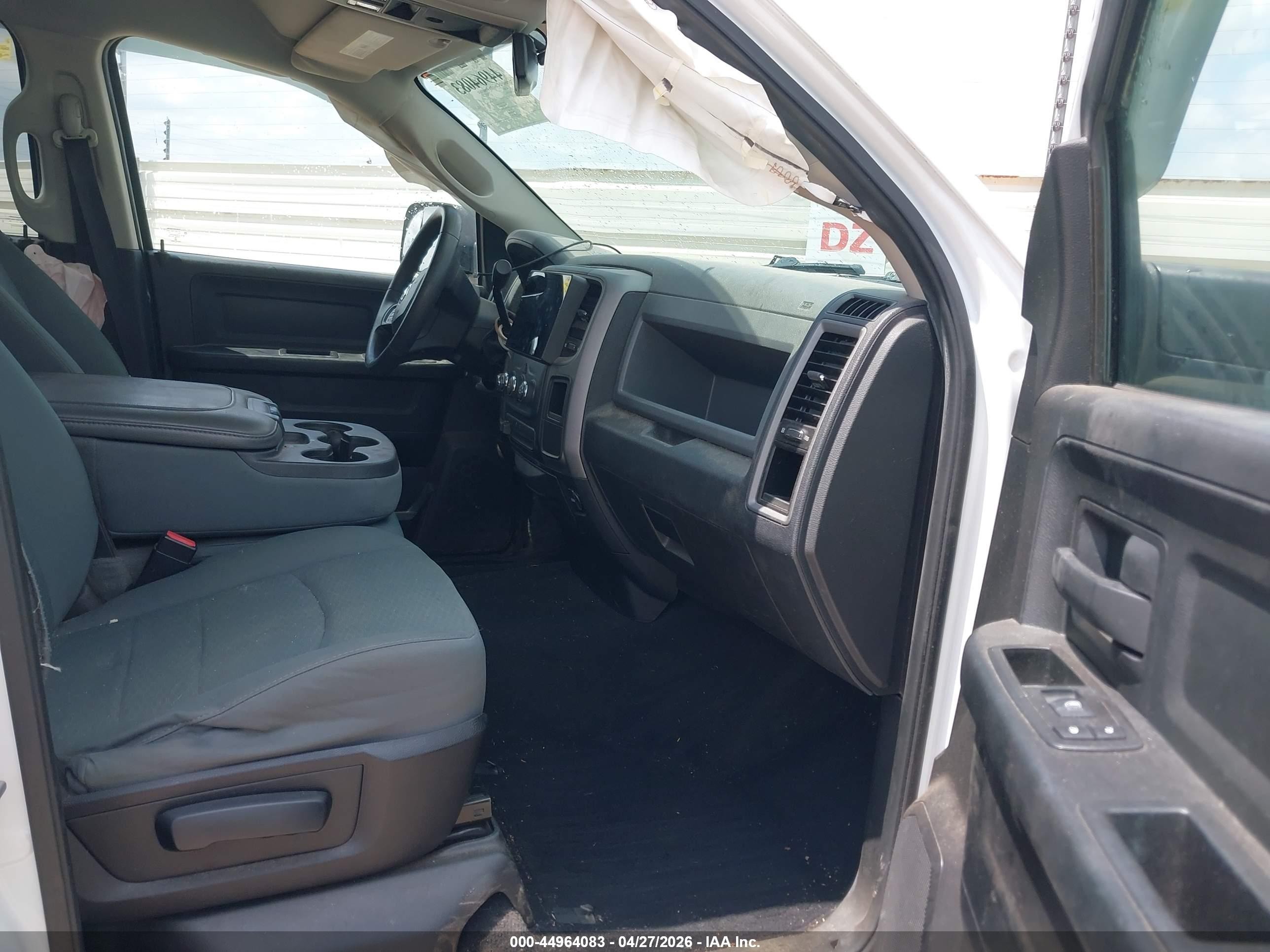 2014 Ram 1500 Tradesman White vin: 1C6RR7FT3ES137766