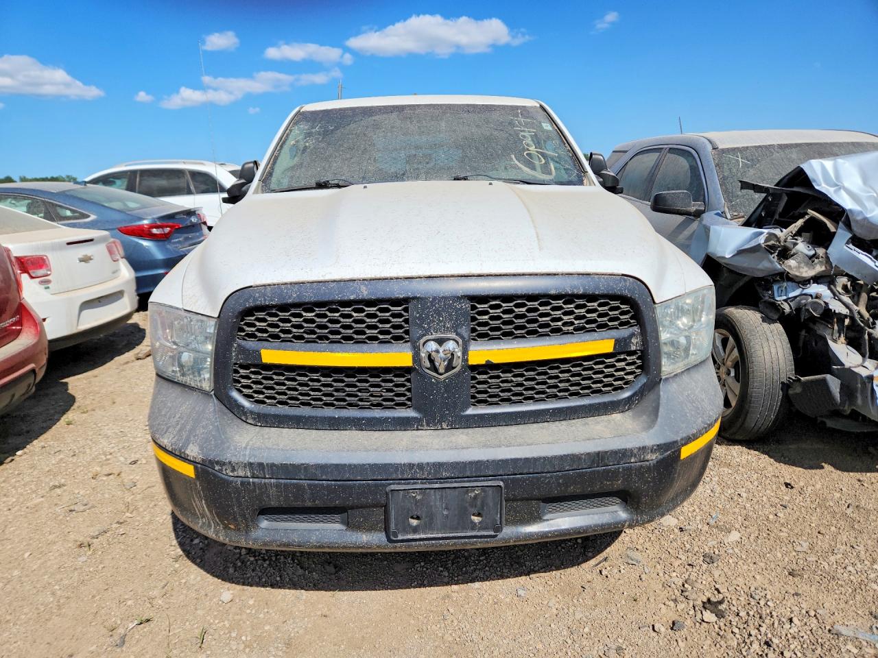 2014 Ram 1500 St White vin: 1C6RR7FT3ES323033