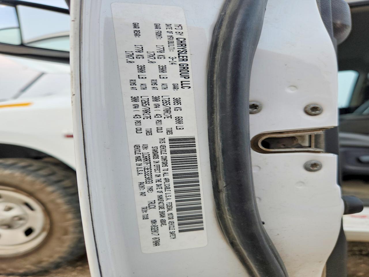 2014 Ram 1500 St White vin: 1C6RR7FT3ES323033