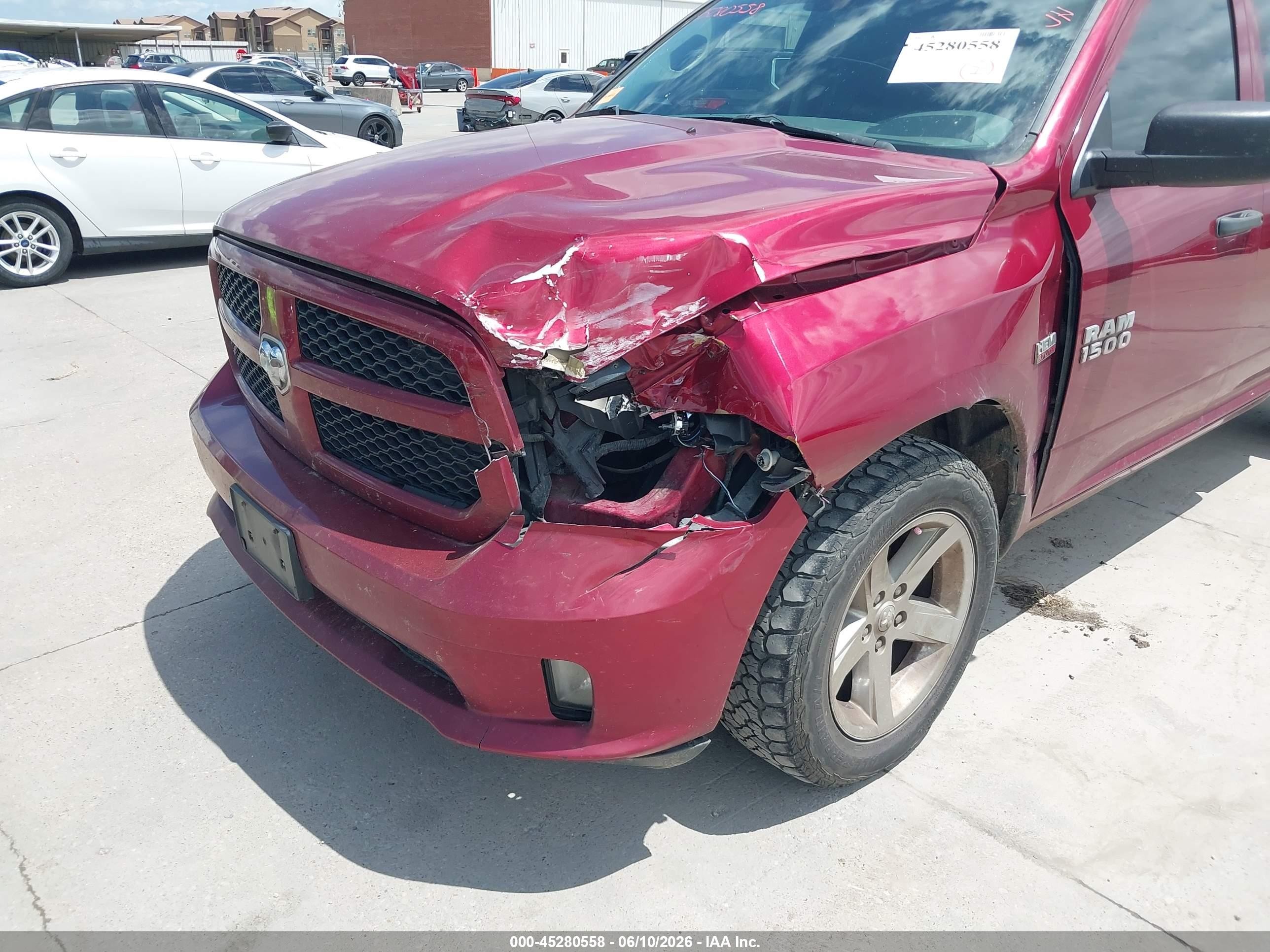 2014 Ram 1500 Express Red vin: 1C6RR7FT3ES339121
