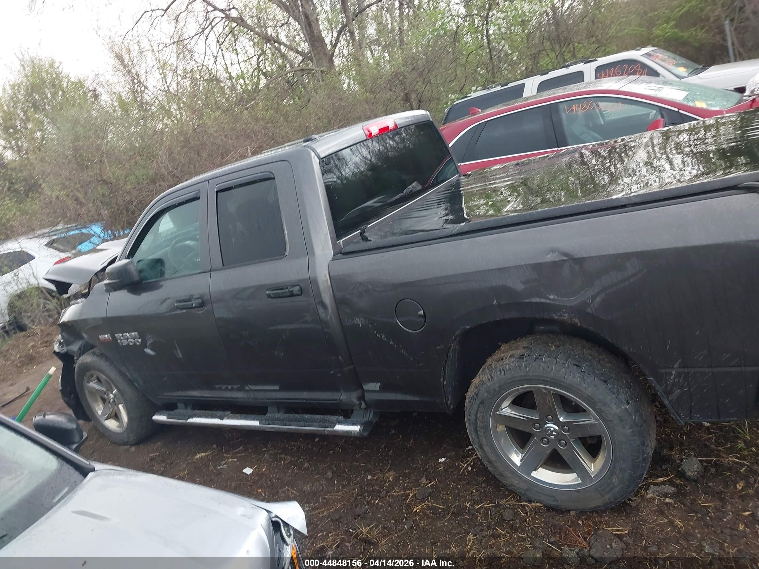 2014 Ram 1500 Express Gray vin: 1C6RR7FT3ES369493