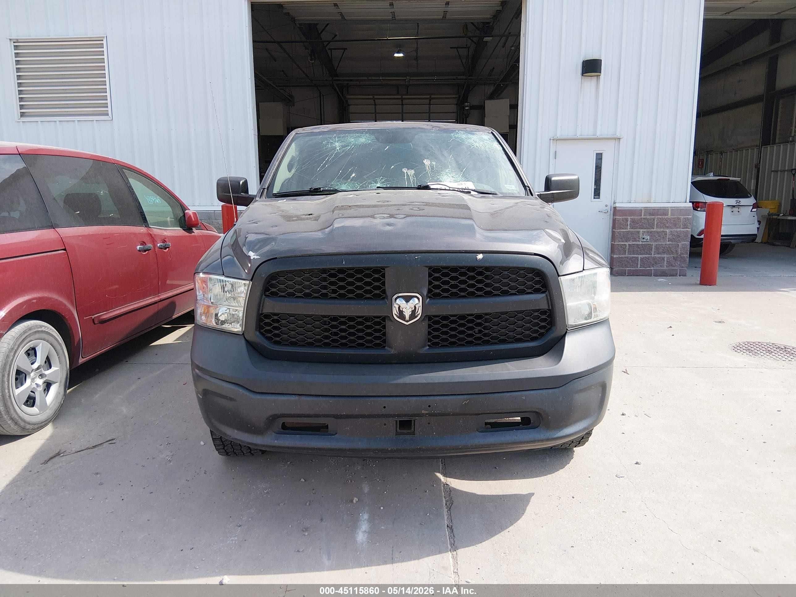 2016 Ram 1500 Tradesman Gray vin: 1C6RR7FT3GS126981