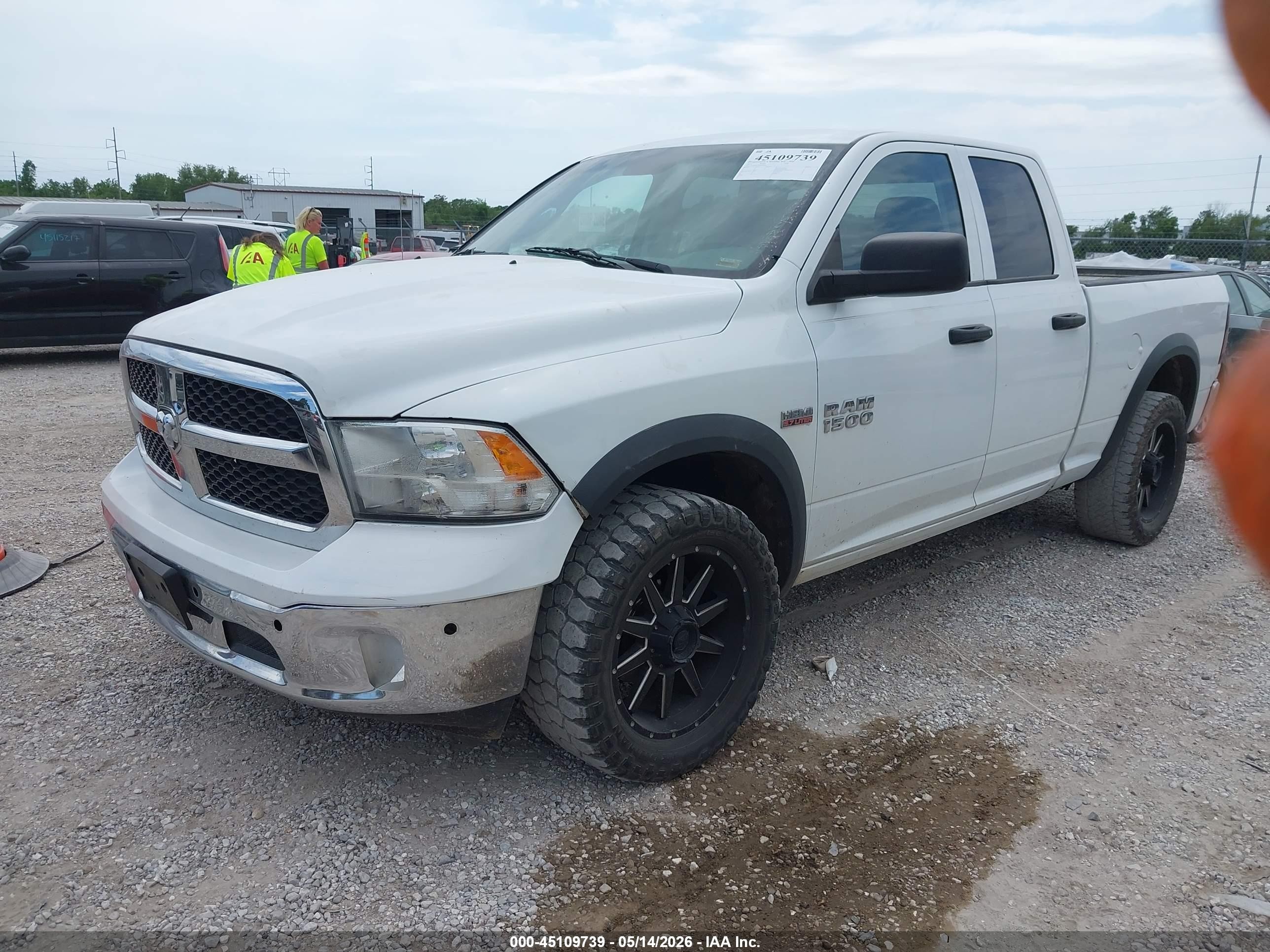 2013 Ram 1500 Express White vin: 1C6RR7FT4DS582449