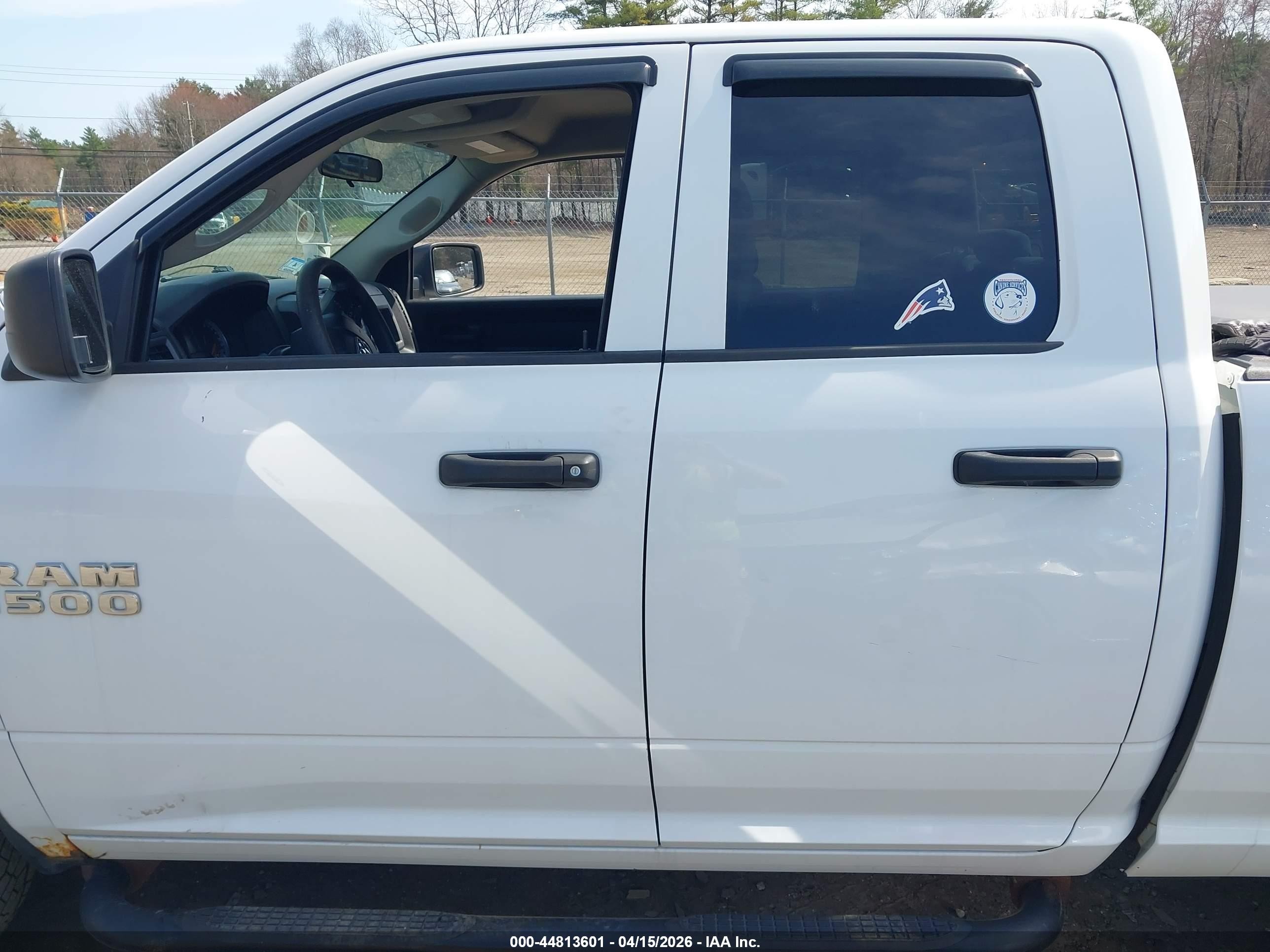 2013 Ram 1500 Tradesman White vin: 1C6RR7FT4DS713850
