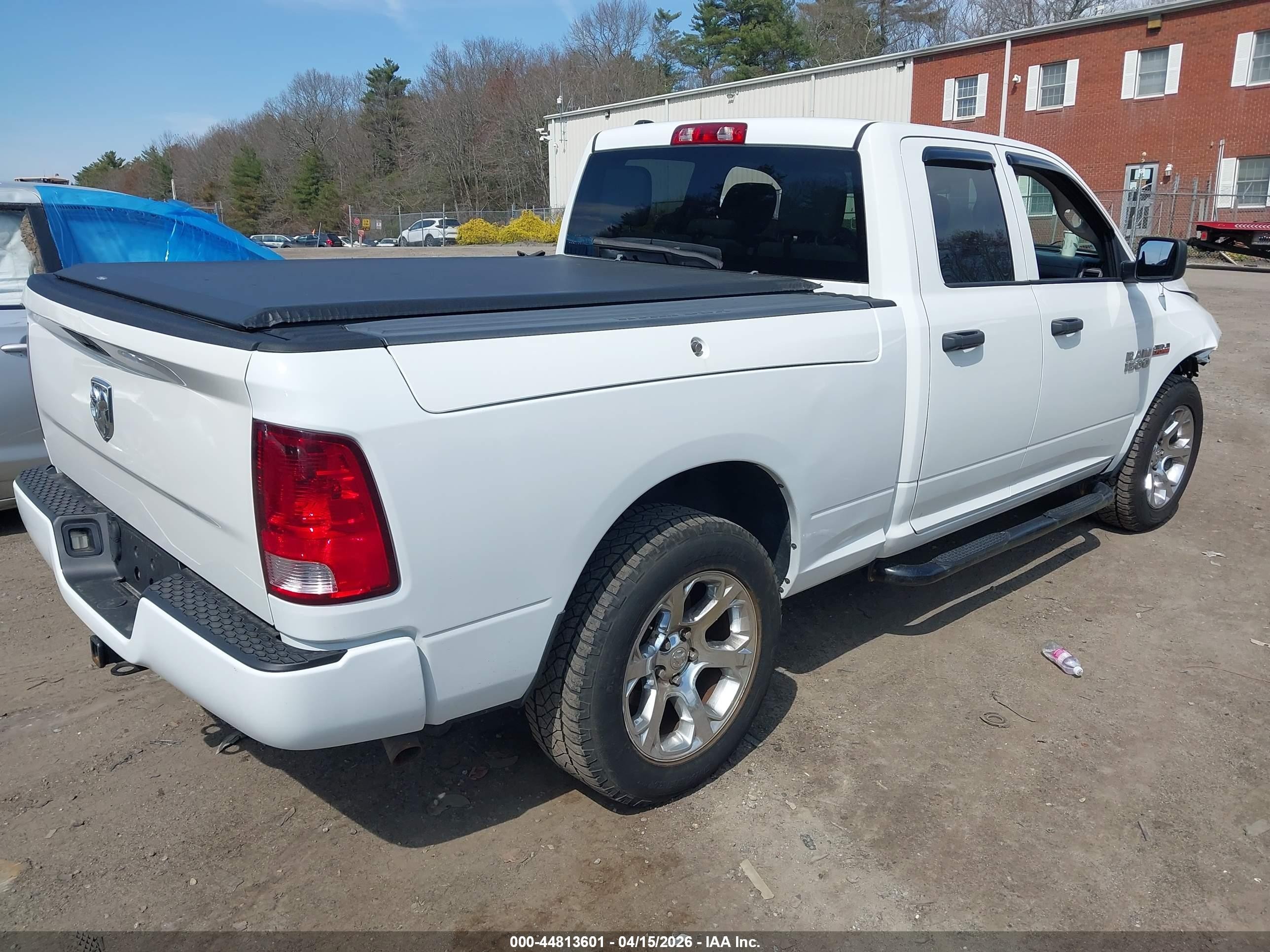 2013 Ram 1500 Tradesman White vin: 1C6RR7FT4DS713850
