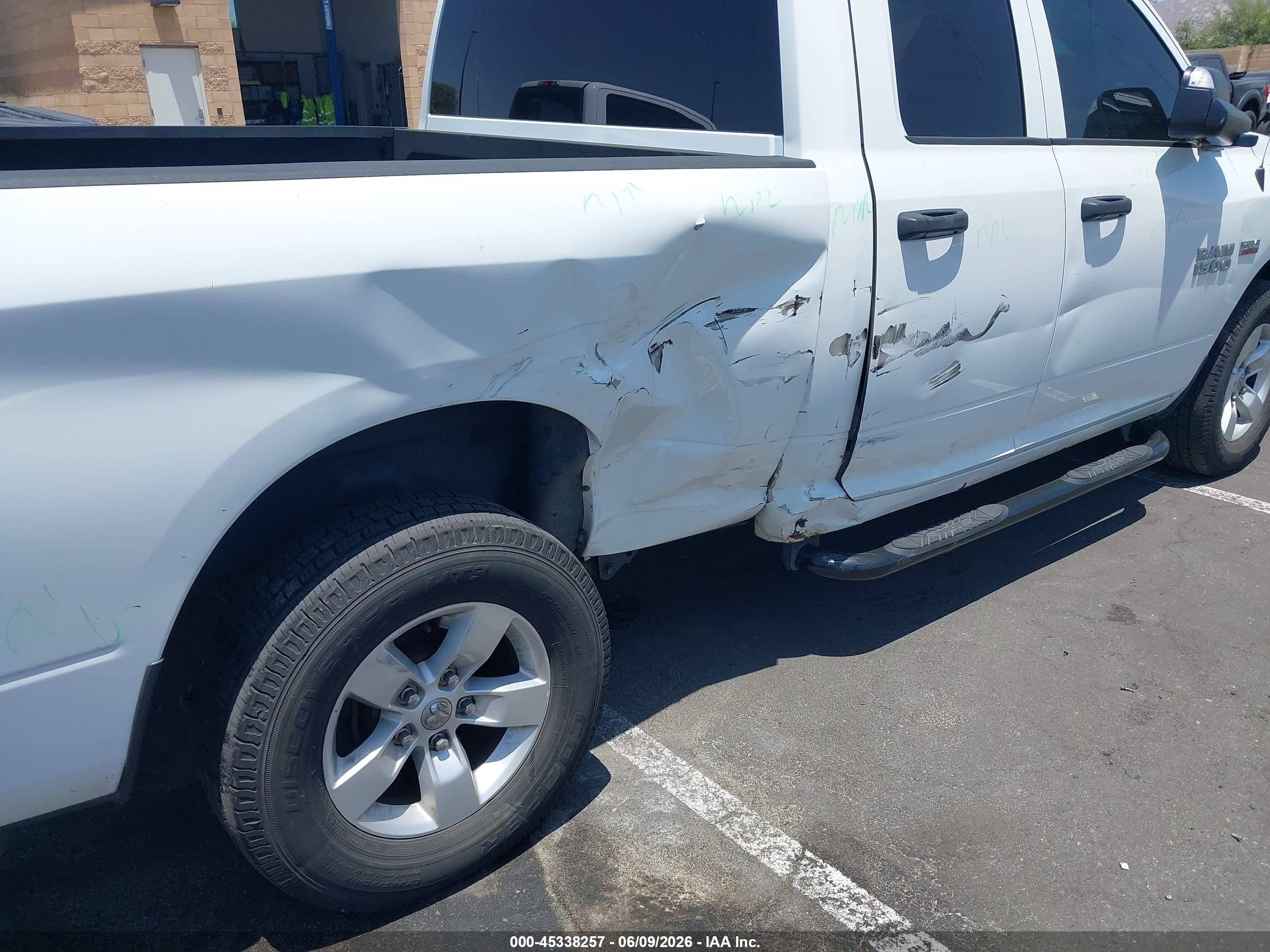 2014 Ram 1500 Tradesman Белый vin: 1C6RR7FT4ES234877