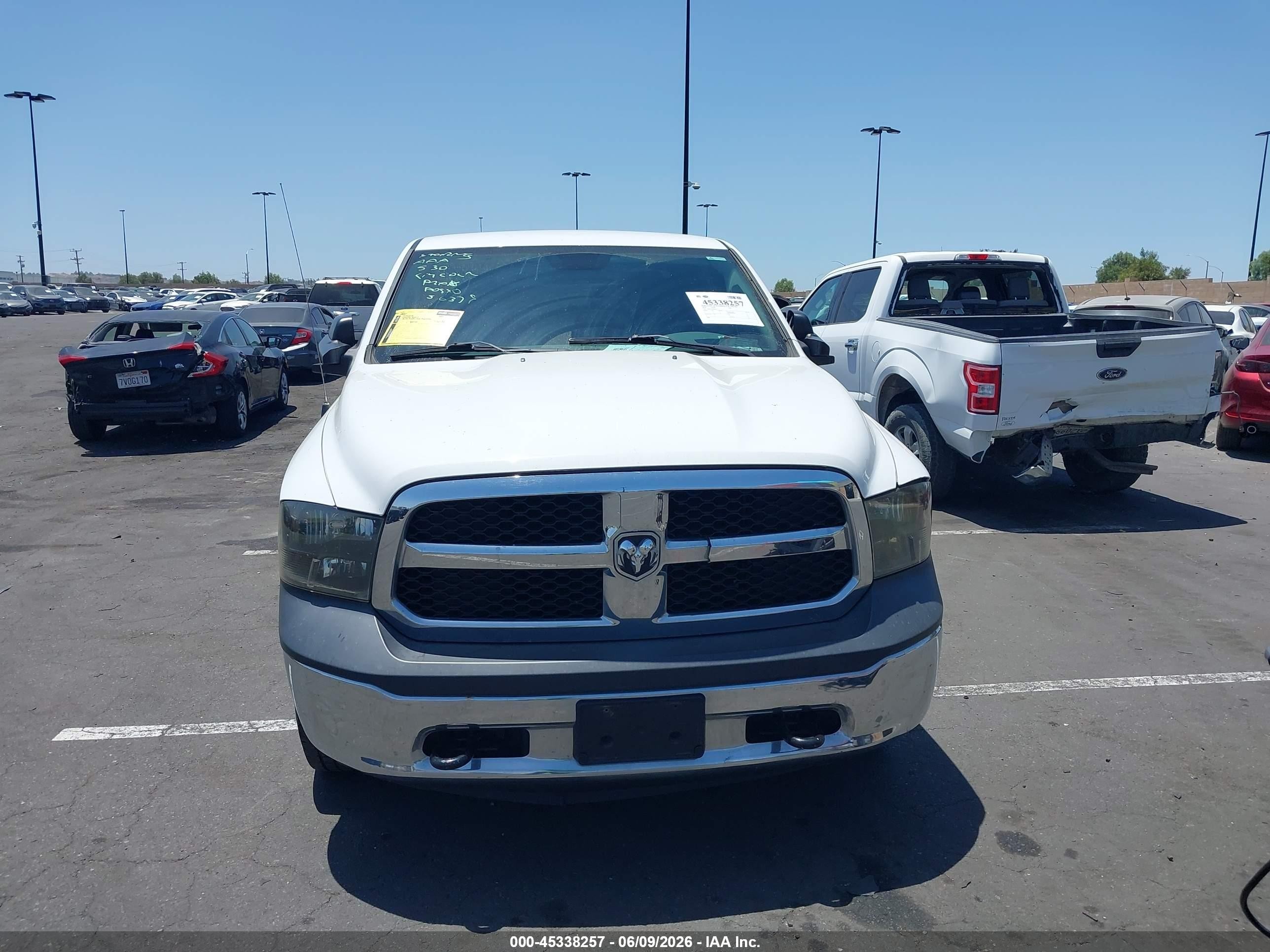 2014 Ram 1500 Tradesman Белый vin: 1C6RR7FT4ES234877