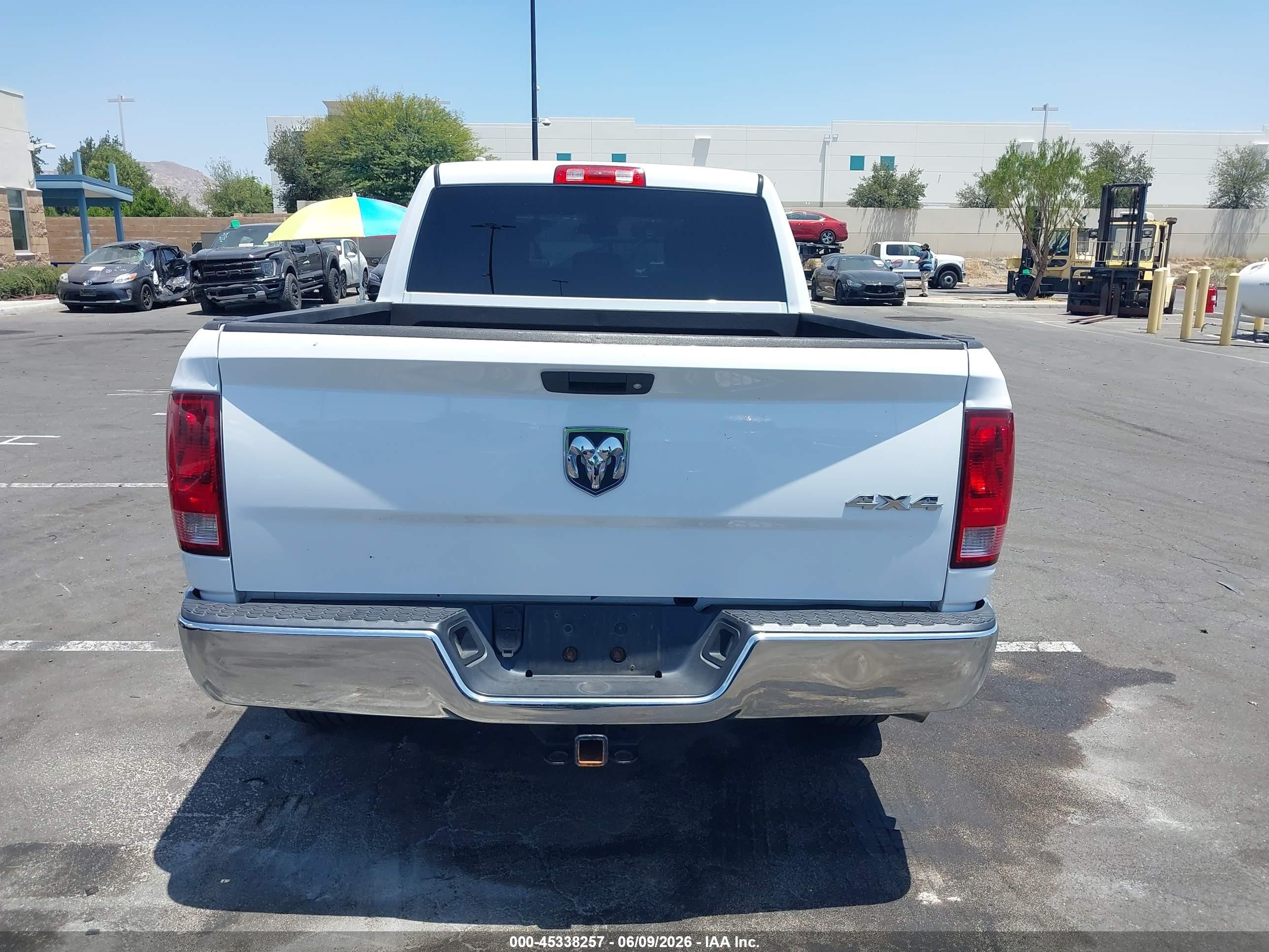 2014 Ram 1500 Tradesman Белый vin: 1C6RR7FT4ES234877