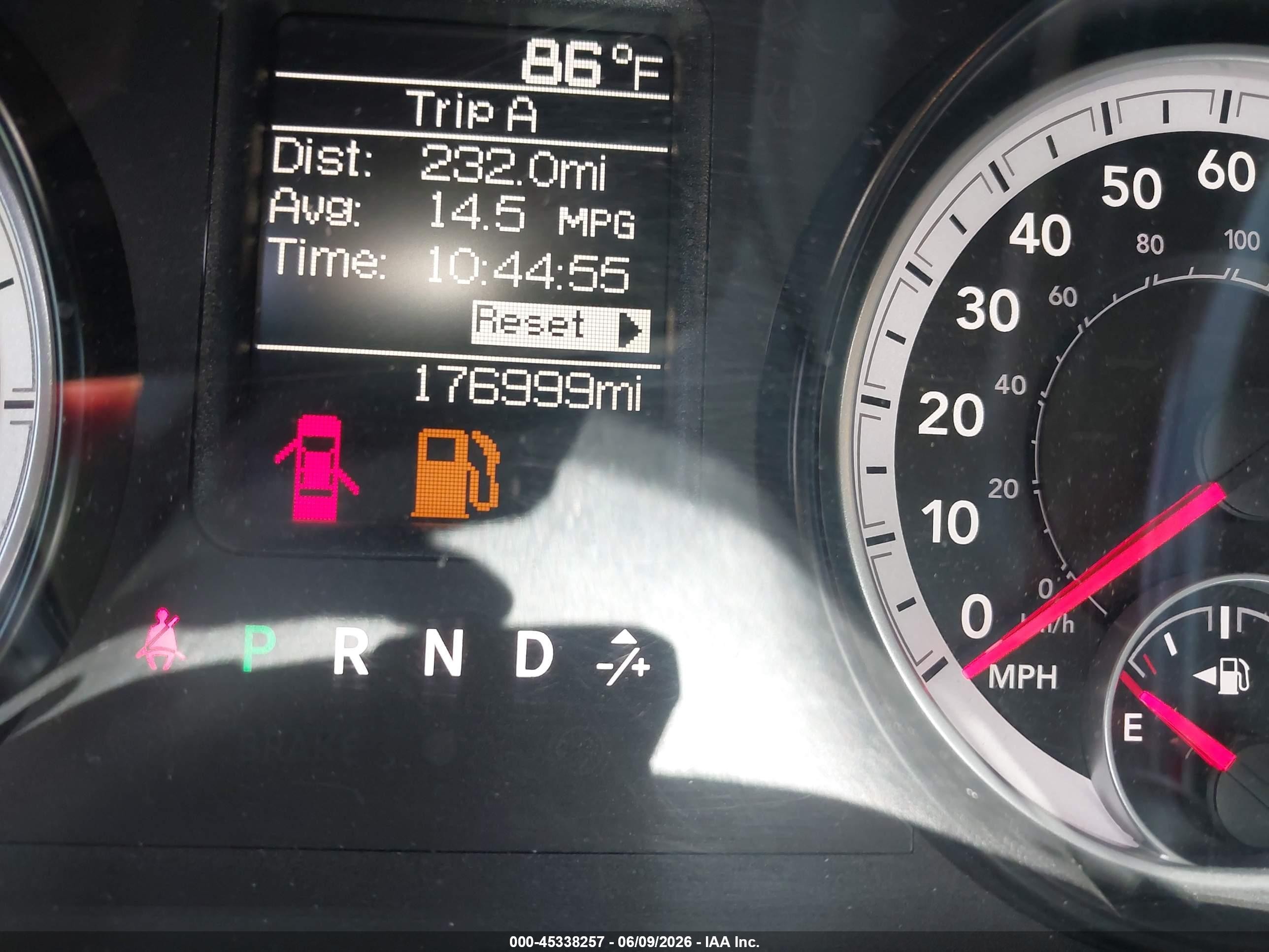 2014 Ram 1500 Tradesman Белый vin: 1C6RR7FT4ES234877