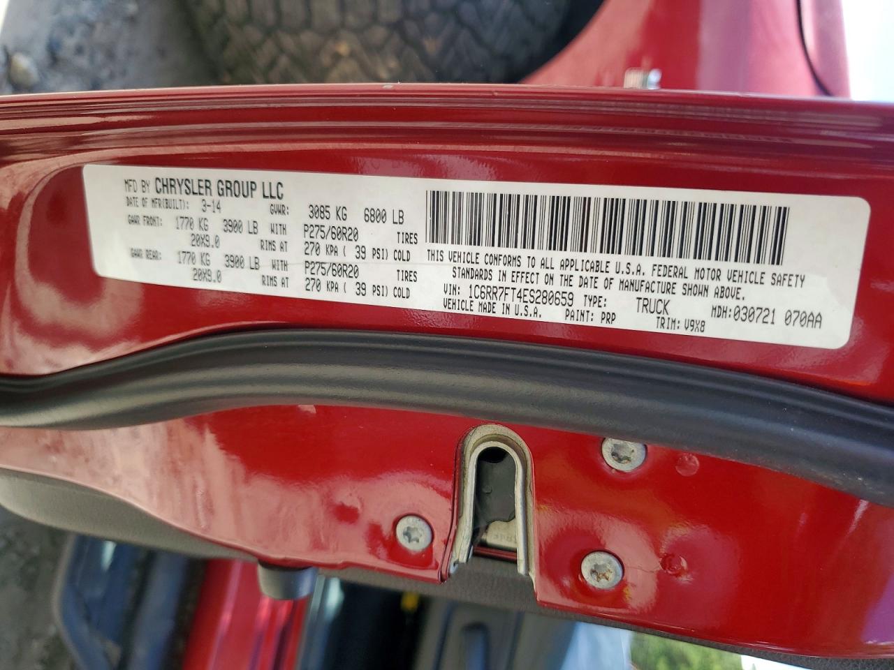 2014 Ram 1500 St Red vin: 1C6RR7FT4ES280659