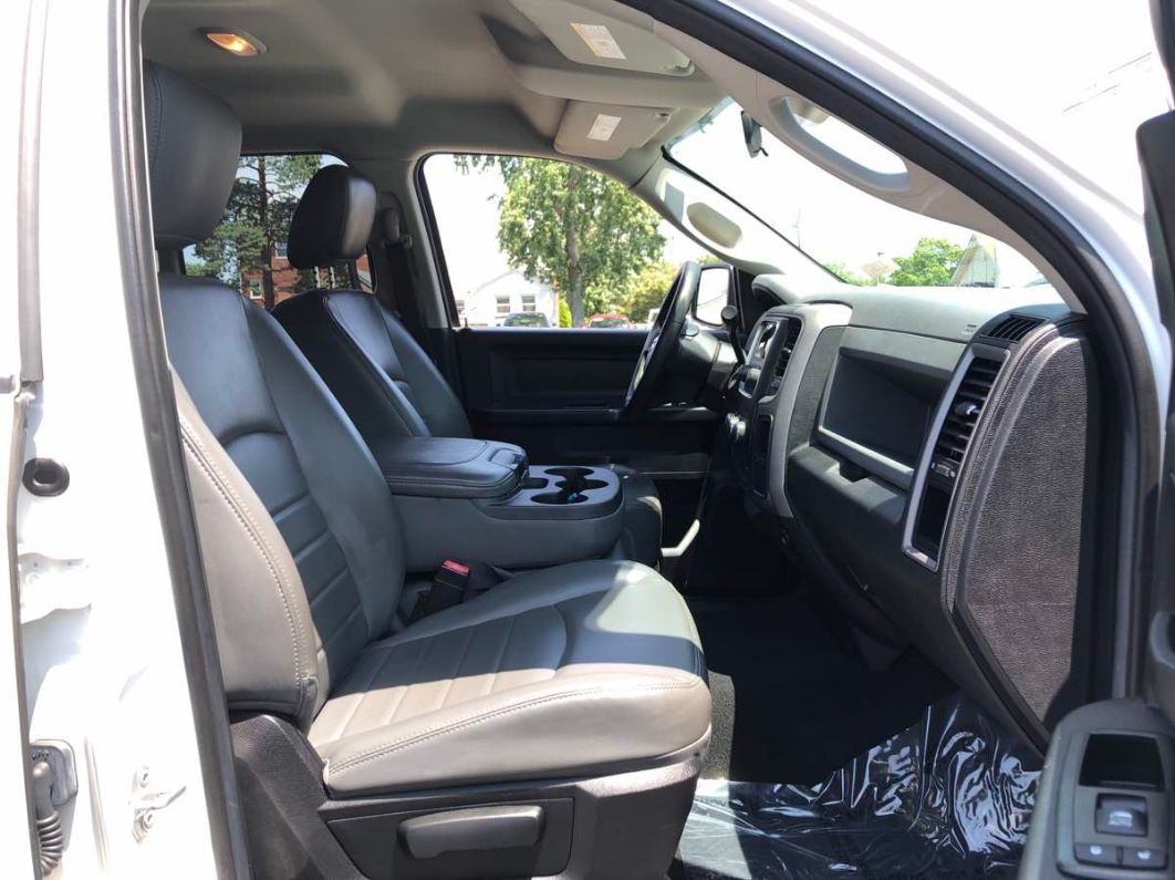 2014 Ram 1500 Express White vin: 1C6RR7FT4ES338589