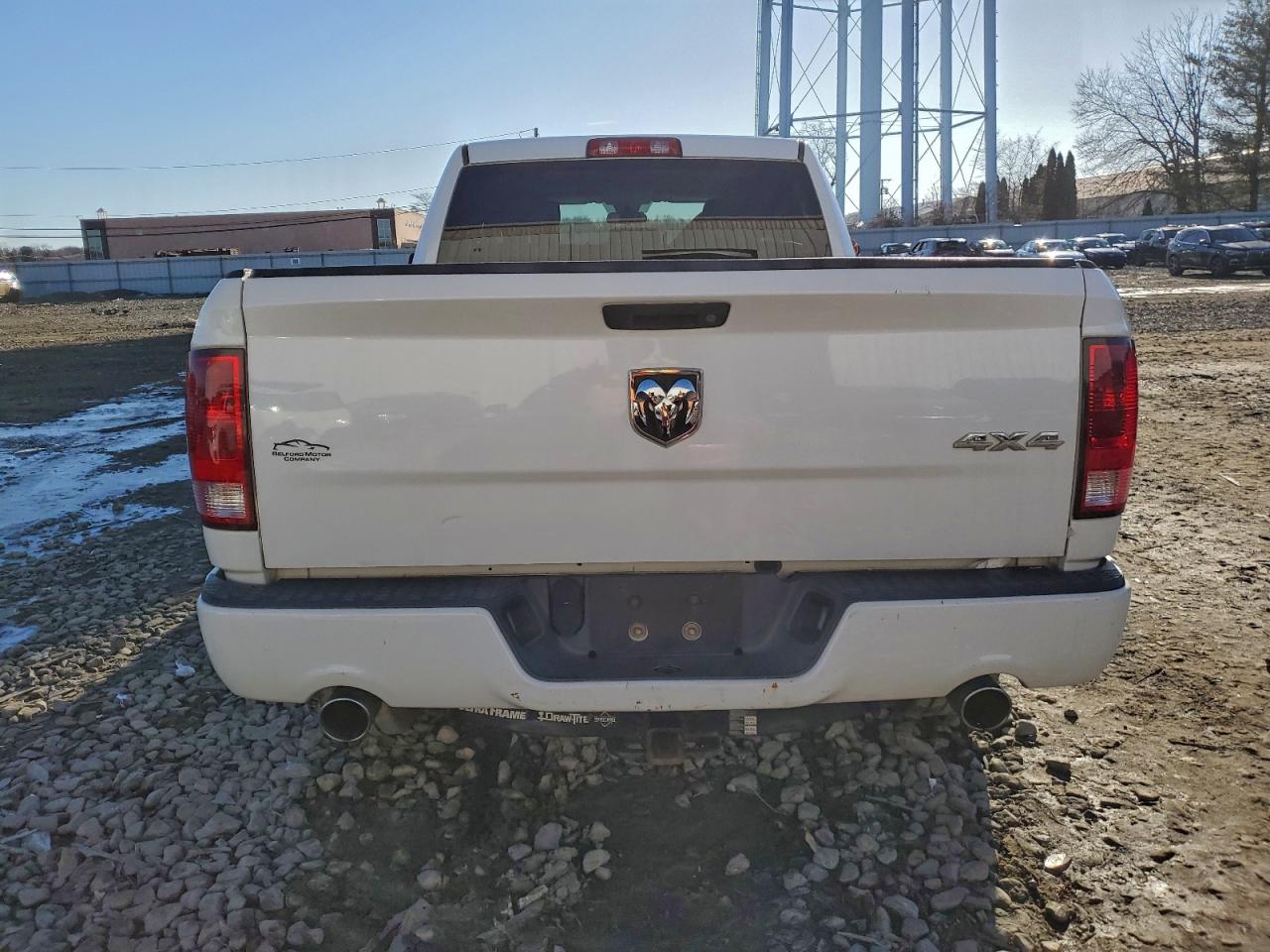 2014 Ram 1500 St White vin: 1C6RR7FT4ES338589