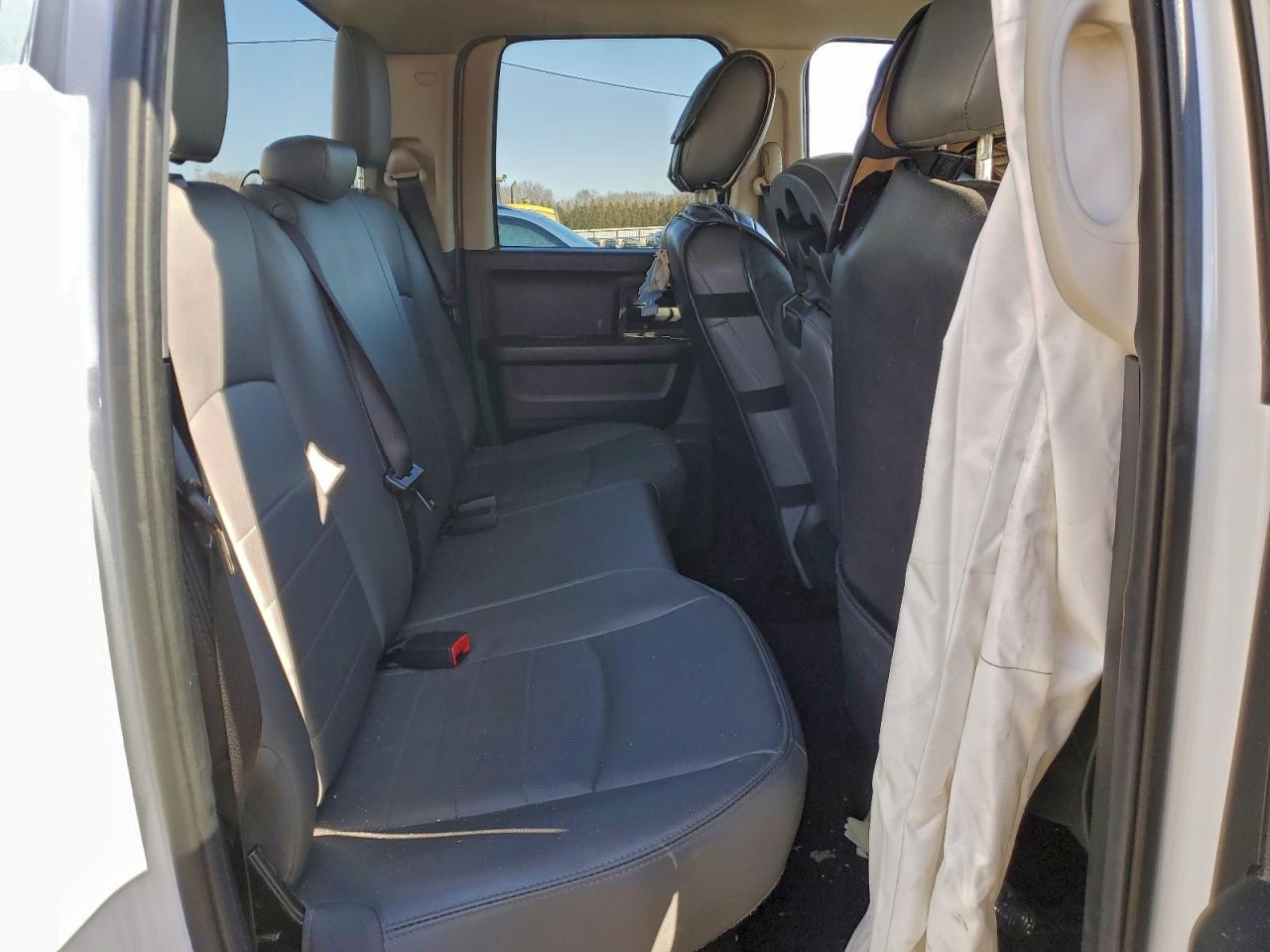 2014 Ram 1500 St White vin: 1C6RR7FT4ES338589