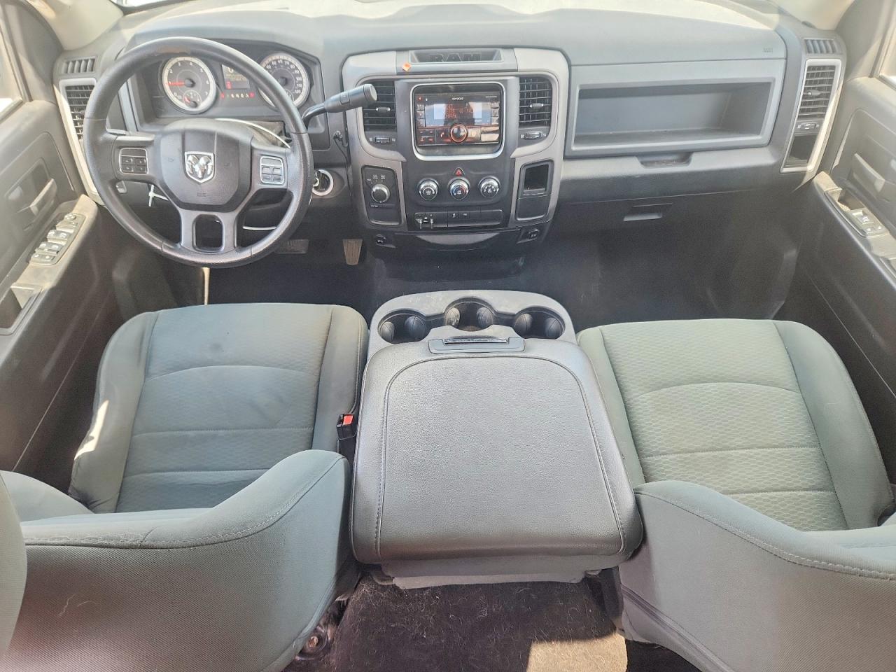 2014 Ram 1500 St Серый vin: 1C6RR7FT4ES407068