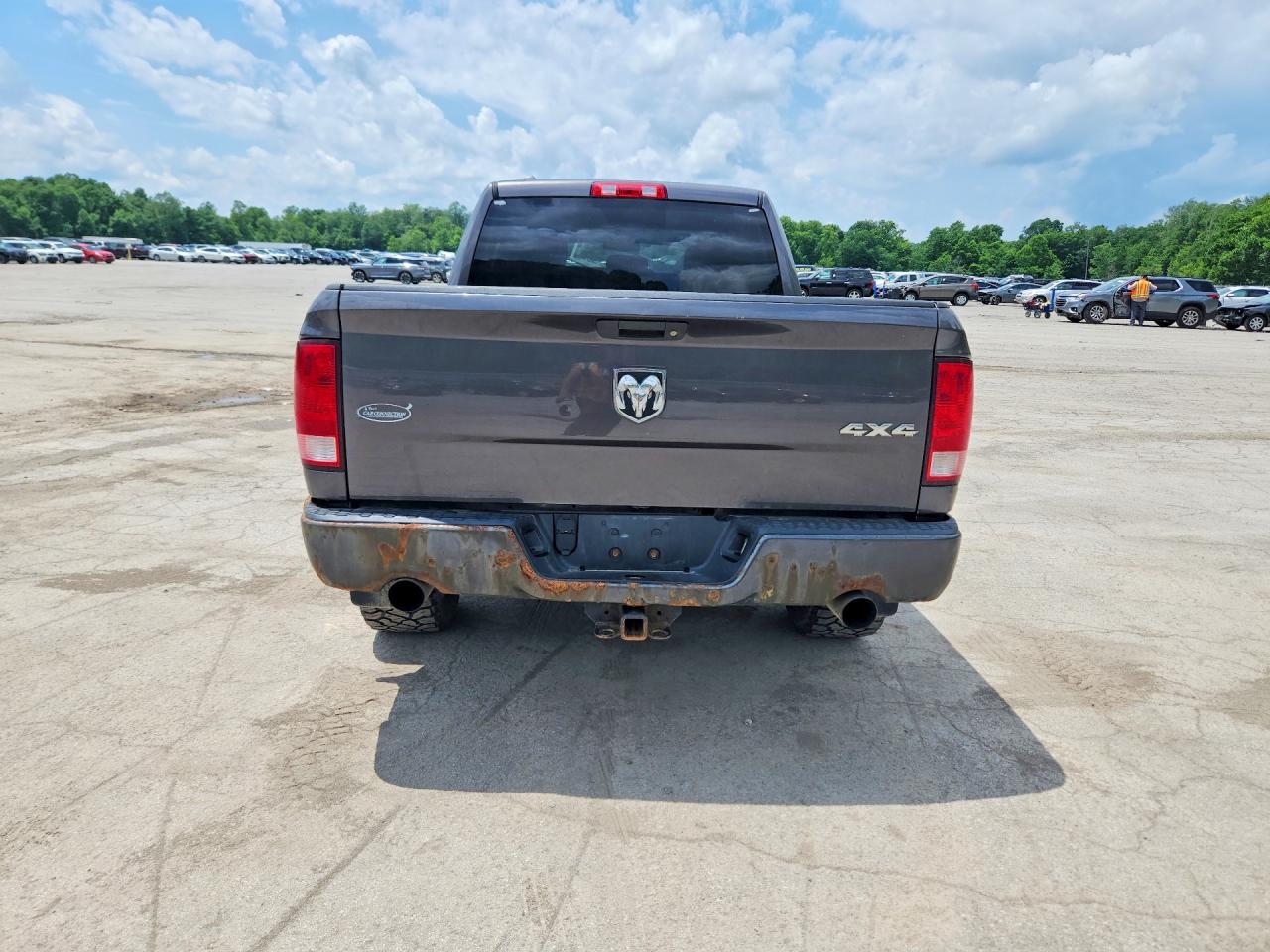 2014 Ram 1500 St Gray vin: 1C6RR7FT4ES466380