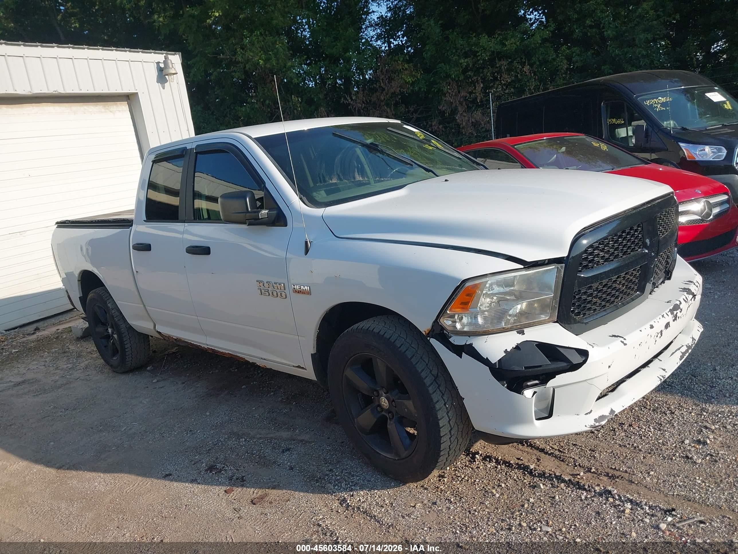 2015 Ram 1500 Tradesman Белый vin: 1C6RR7FT4FS656634