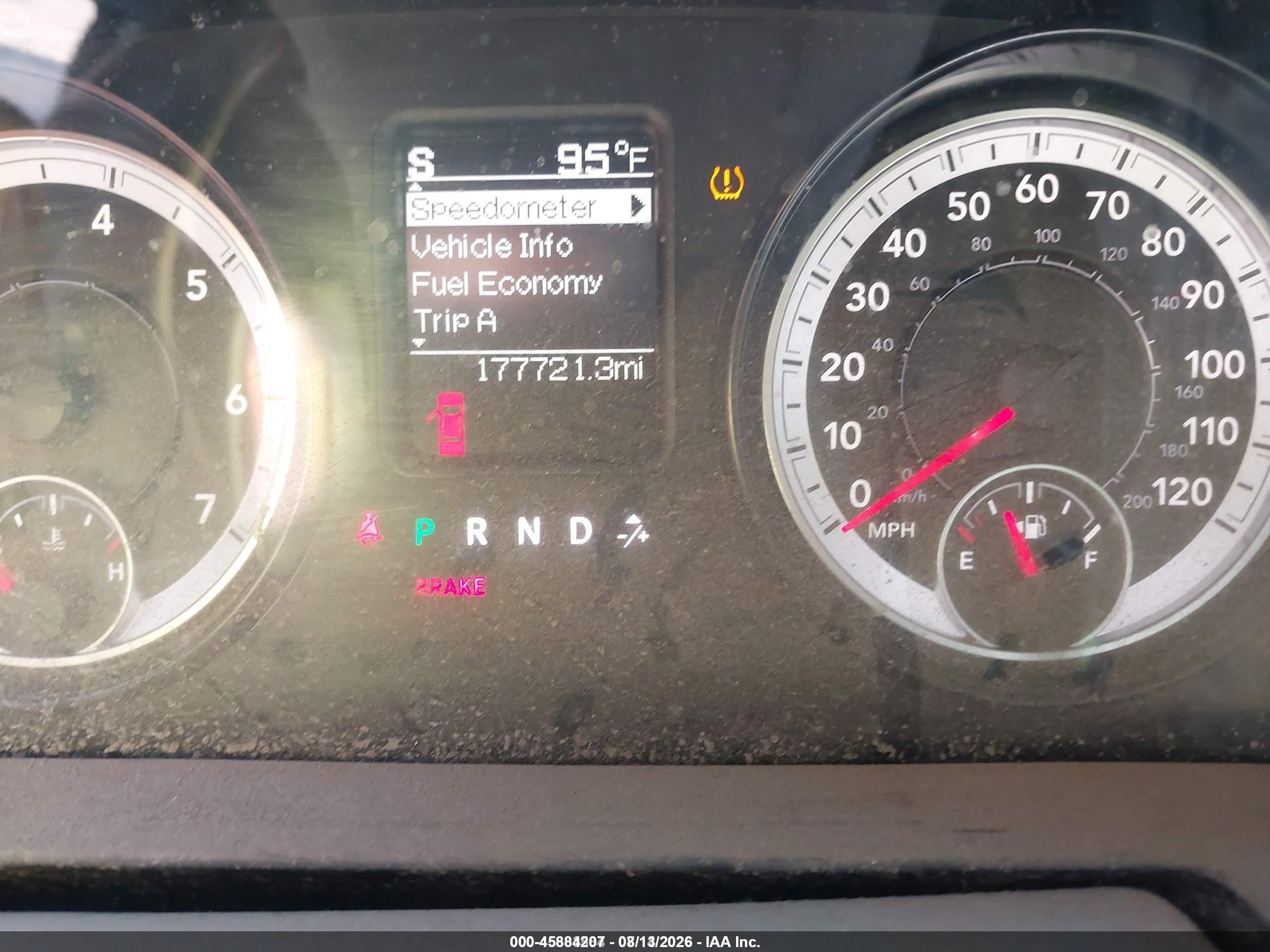 2015 Ram 1500 Tradesman Белый vin: 1C6RR7FT4FS656634
