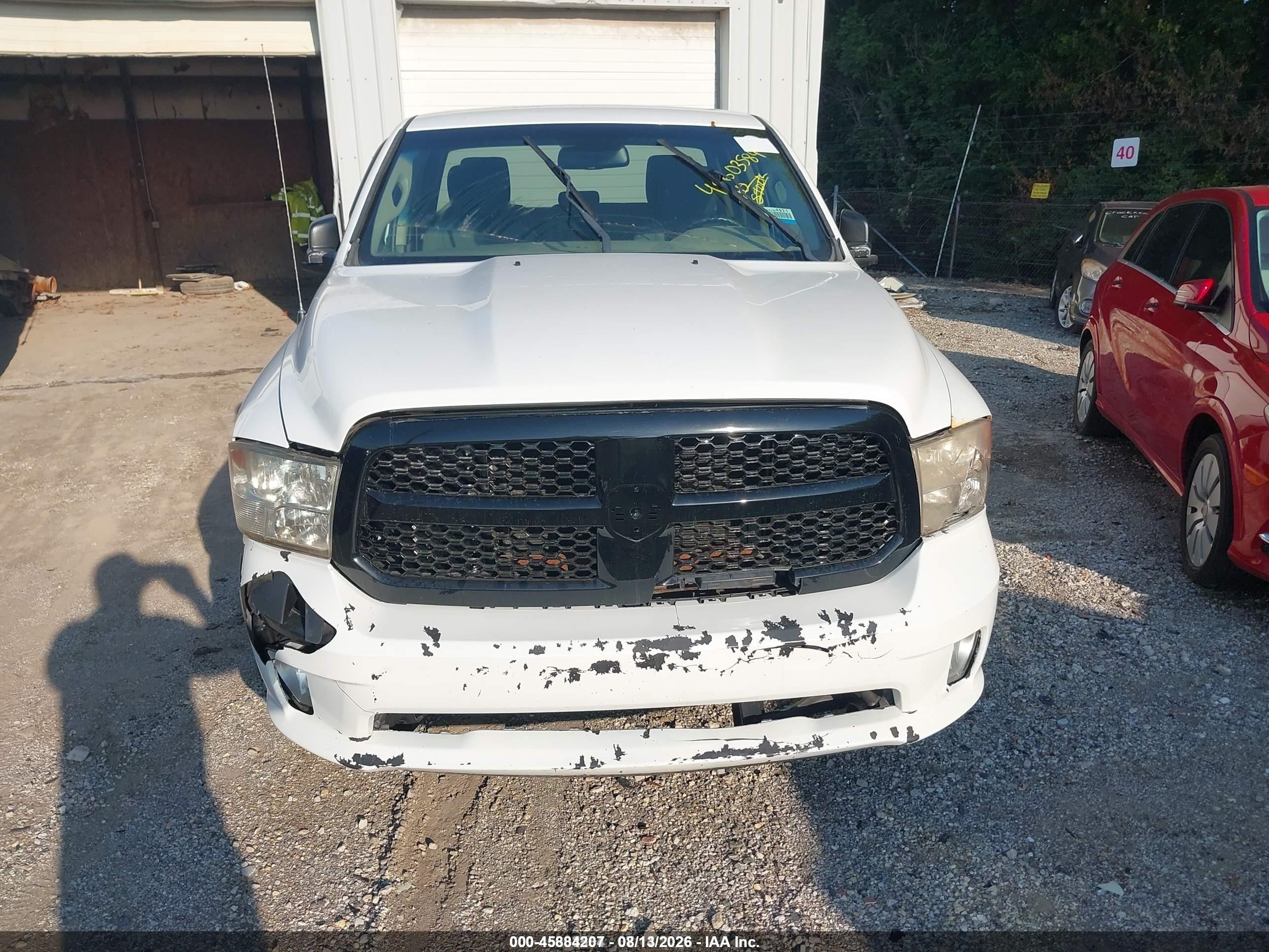 2015 Ram 1500 Tradesman Белый vin: 1C6RR7FT4FS656634