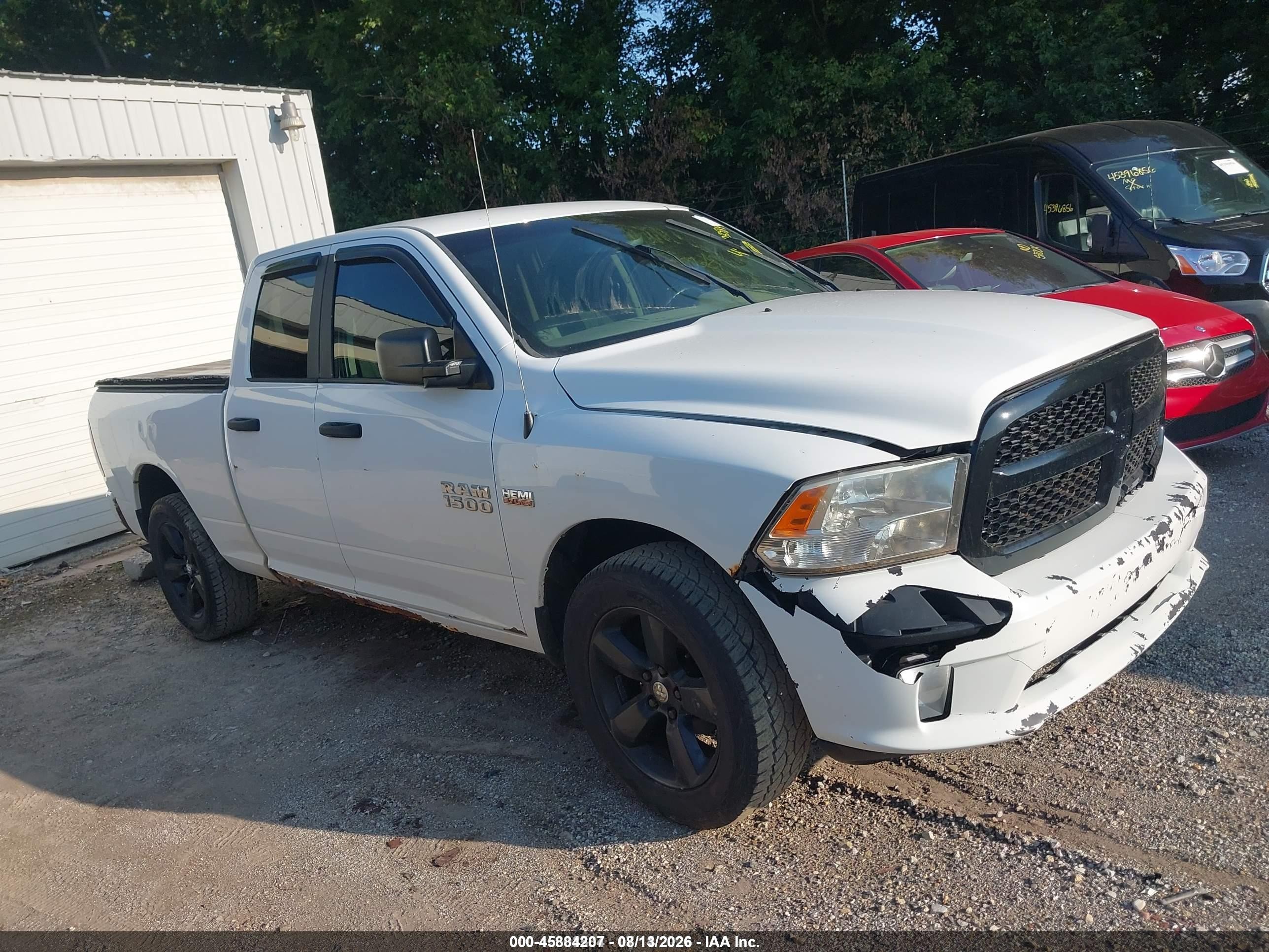 2015 Ram 1500 Tradesman Белый vin: 1C6RR7FT4FS656634