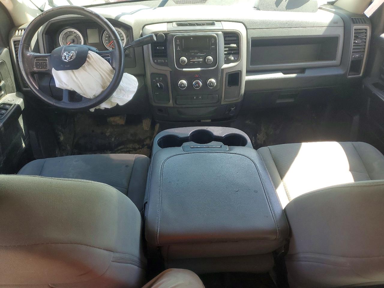2015 Ram 1500 St White vin: 1C6RR7FT4FS763764