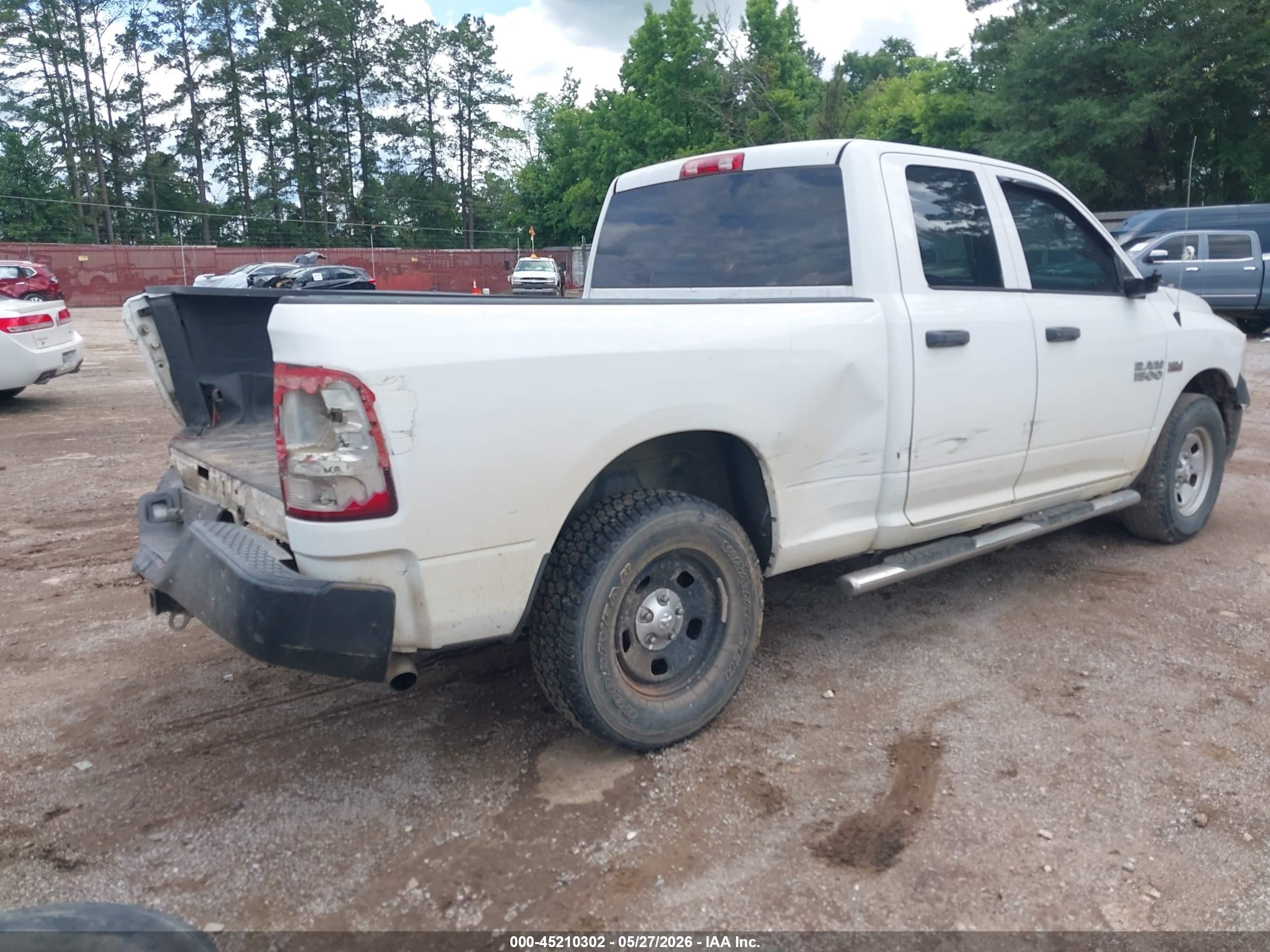 2016 Ram 1500 White vin: 1C6RR7FT4GS337221