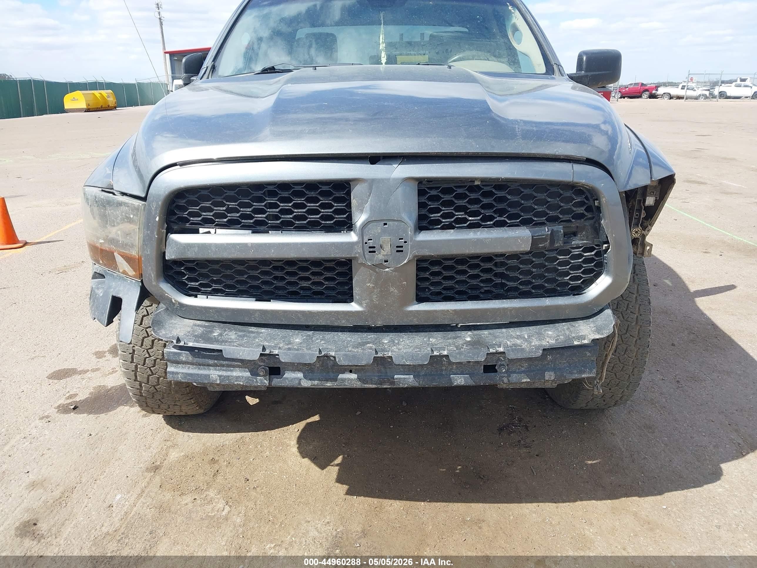 2013 Ram 1500 Express Gray vin: 1C6RR7FT5DS575512