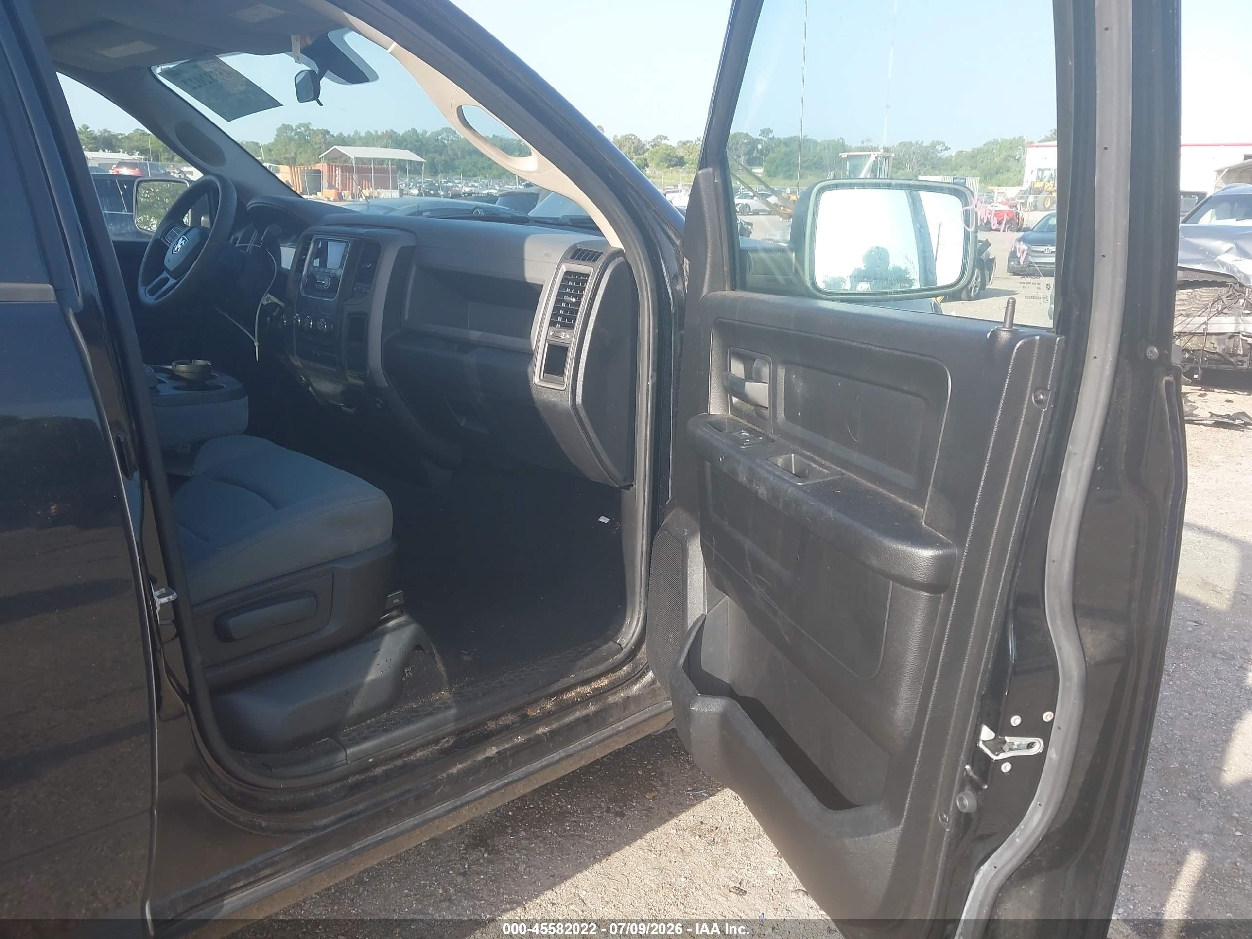 2013 Ram 1500 Express Black vin: 1C6RR7FT5DS593086