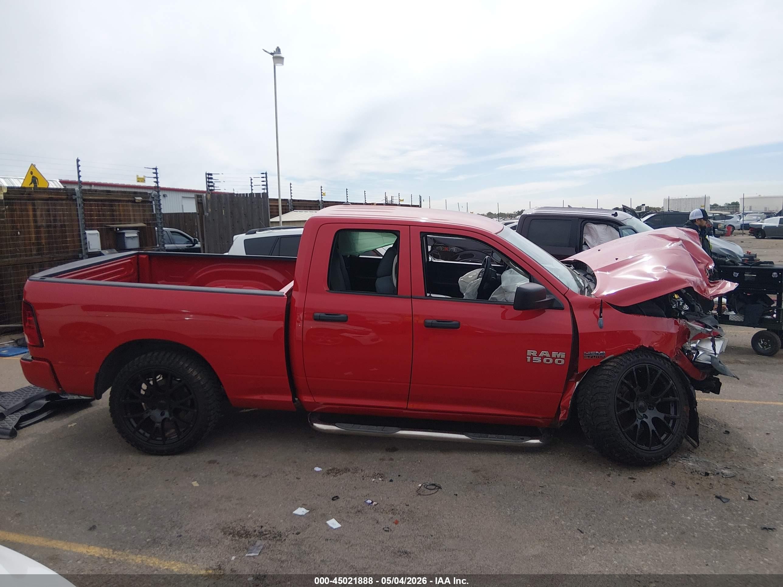 2013 Ram 1500 Express Red vin: 1C6RR7FT5DS683161