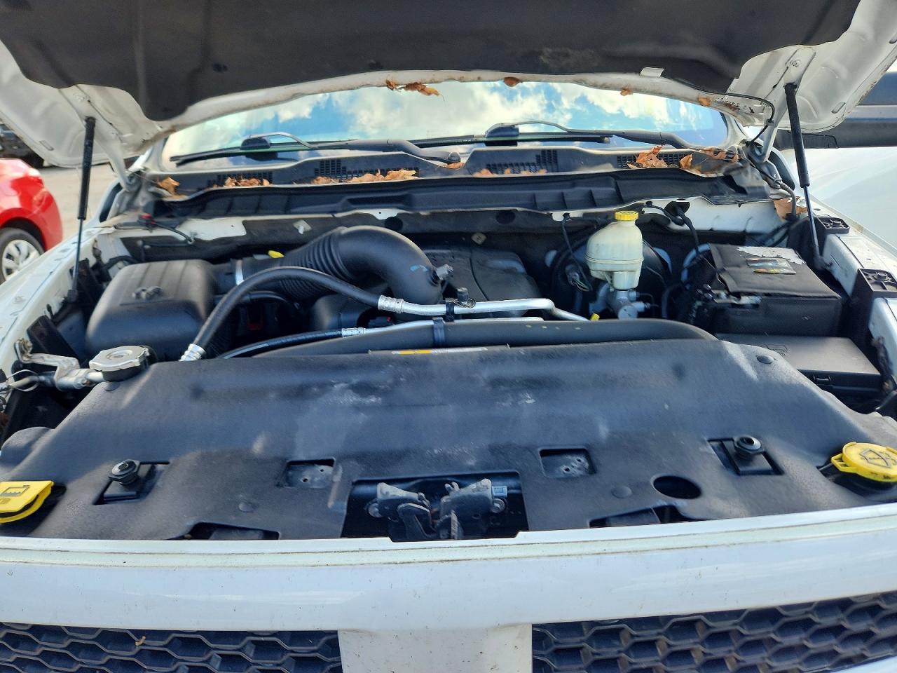 2013 Ram 1500 St White vin: 1C6RR7FT5DS713811