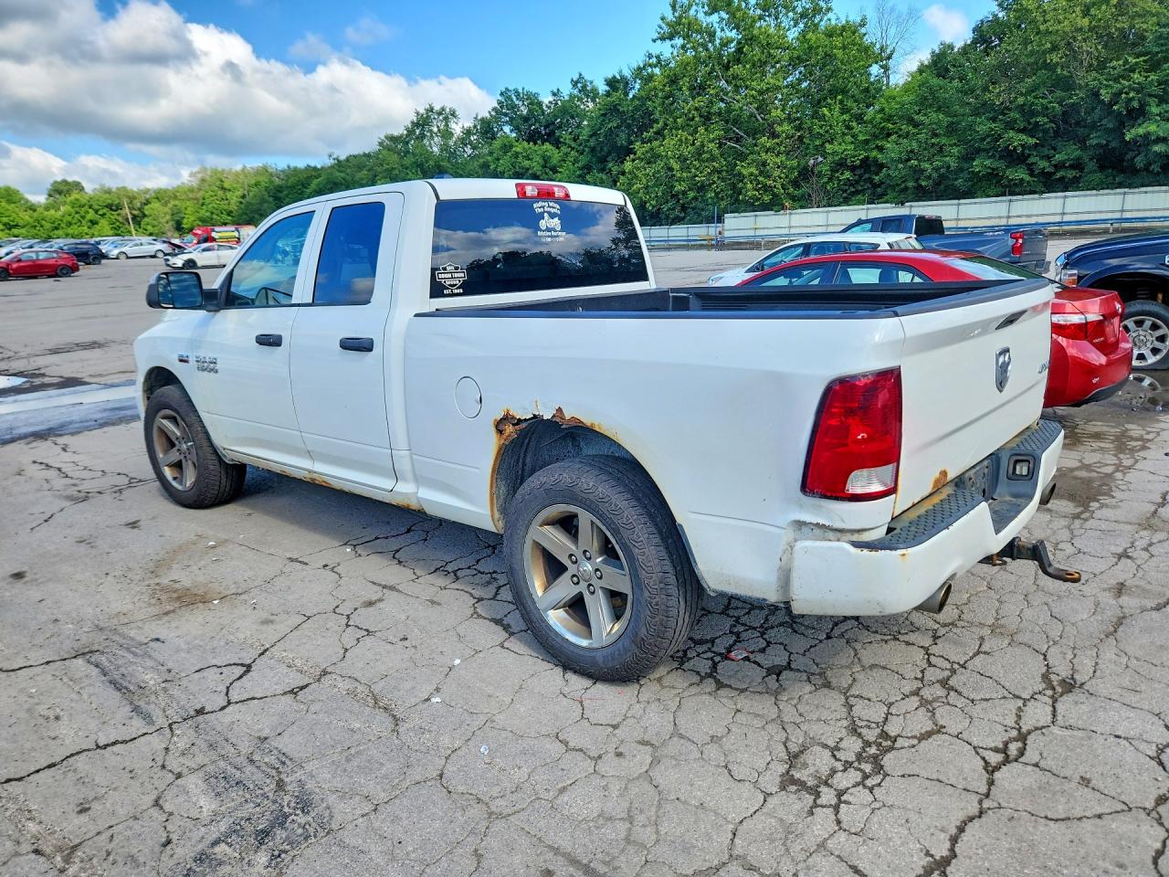 2013 Ram 1500 St White vin: 1C6RR7FT5DS713811