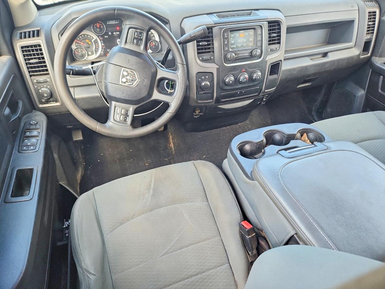 2013 Ram 1500 St White vin: 1C6RR7FT5DS713811