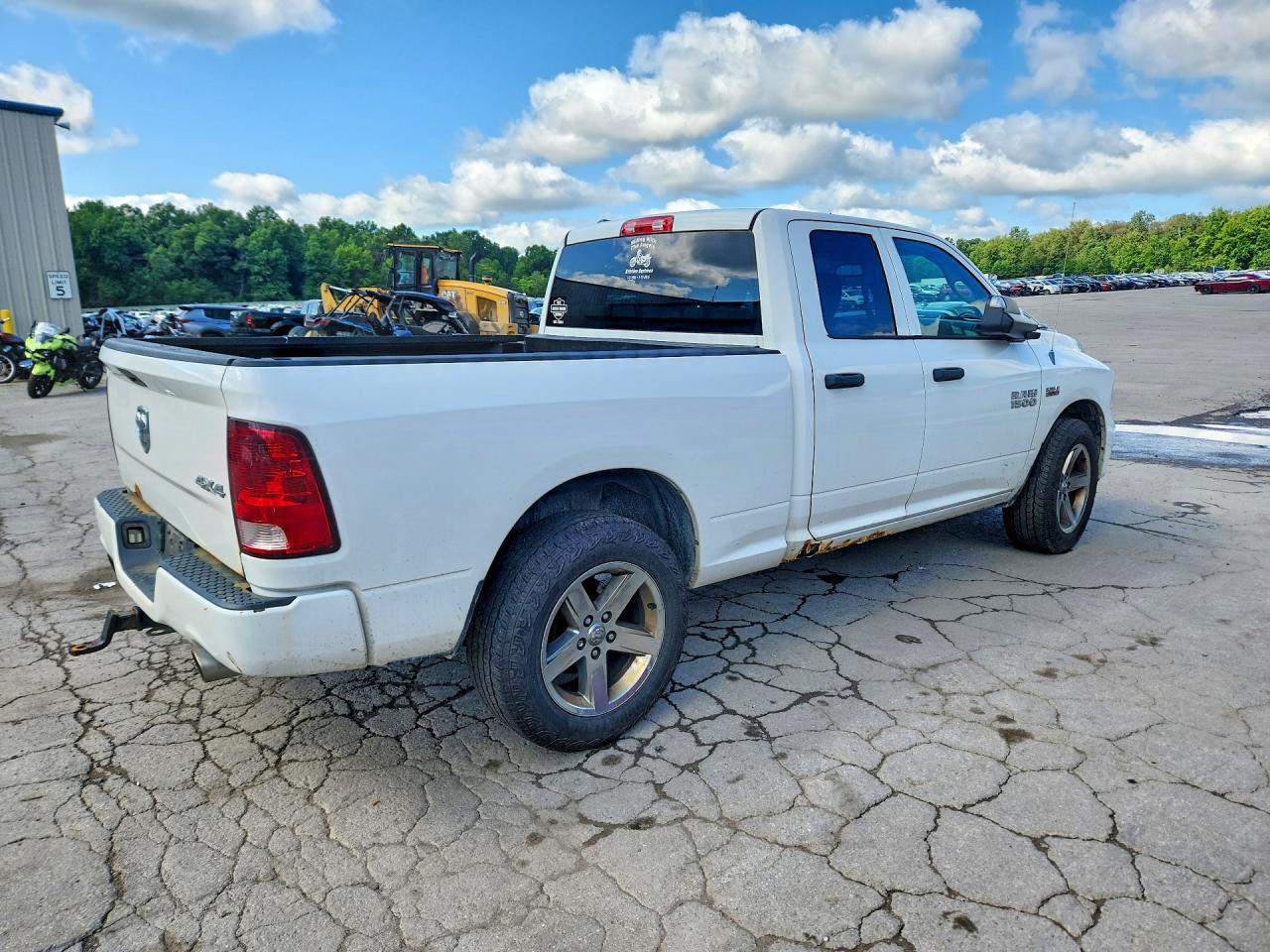 2013 Ram 1500 St White vin: 1C6RR7FT5DS713811