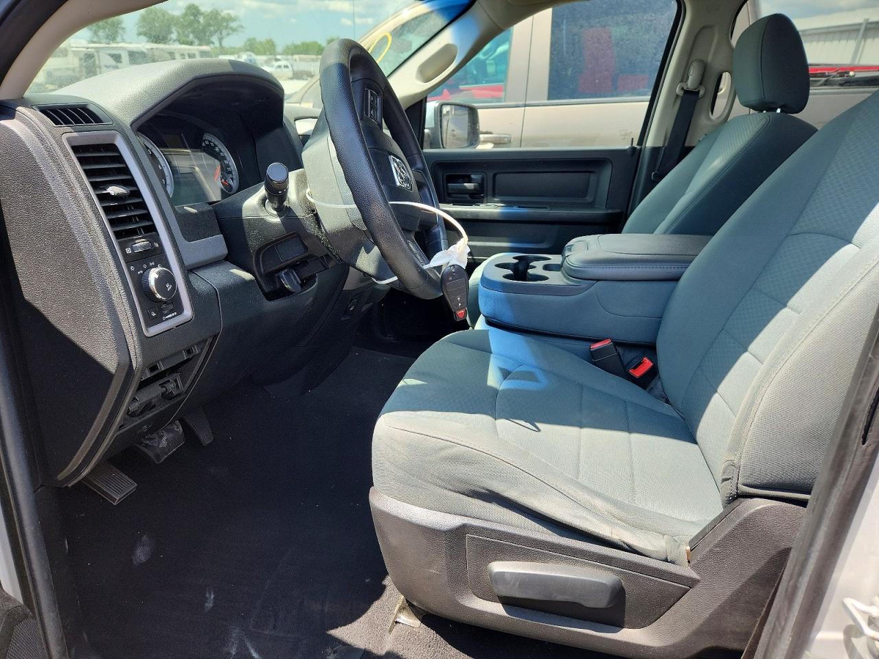 2014 Ram 1500 St Silver vin: 1C6RR7FT5ES225105