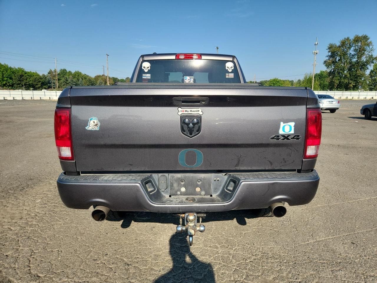 2014 Ram 1500 St Gray vin: 1C6RR7FT5ES427426 Damage: Tailgate, De-Identify, Removal Required