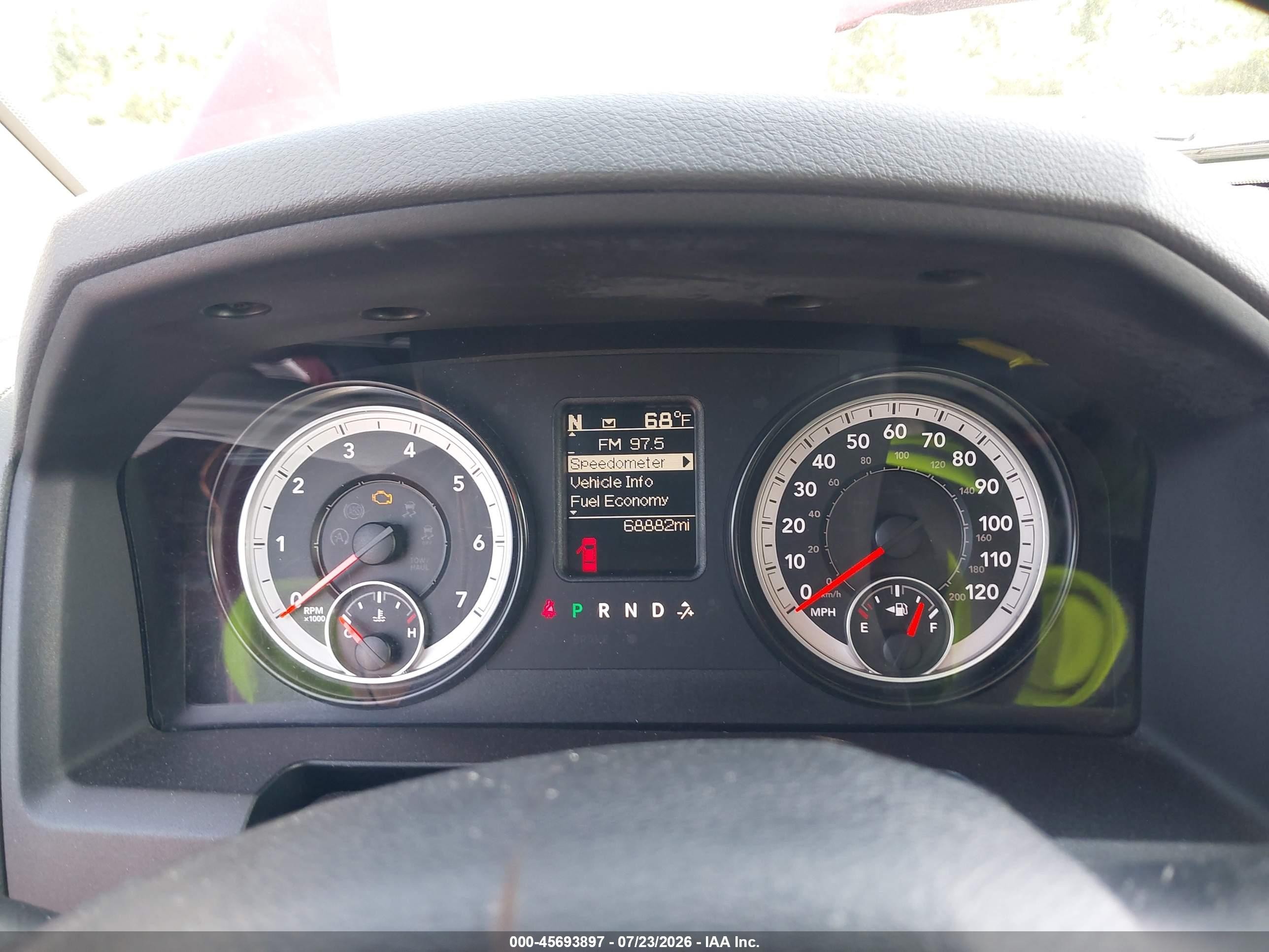2015 Ram 1500 Express Red vin: 1C6RR7FT5FS696477